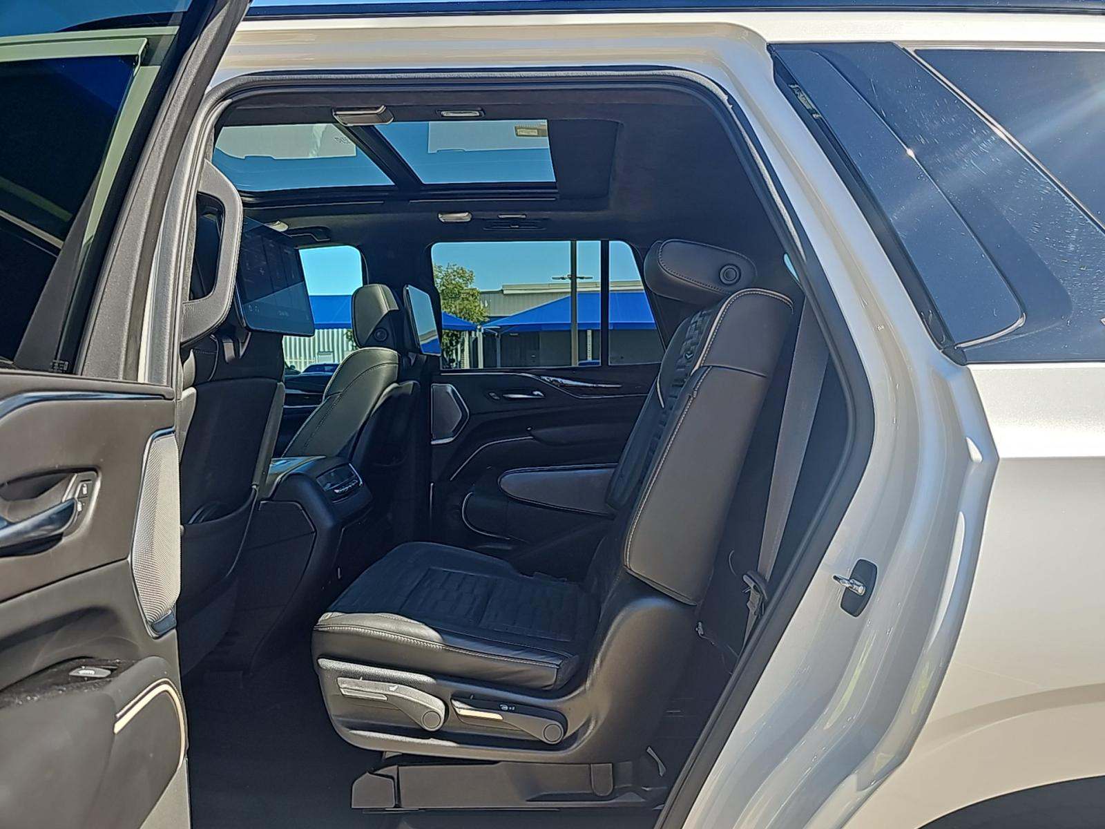 2021 Cadillac Escalade Sport Platinum AWD