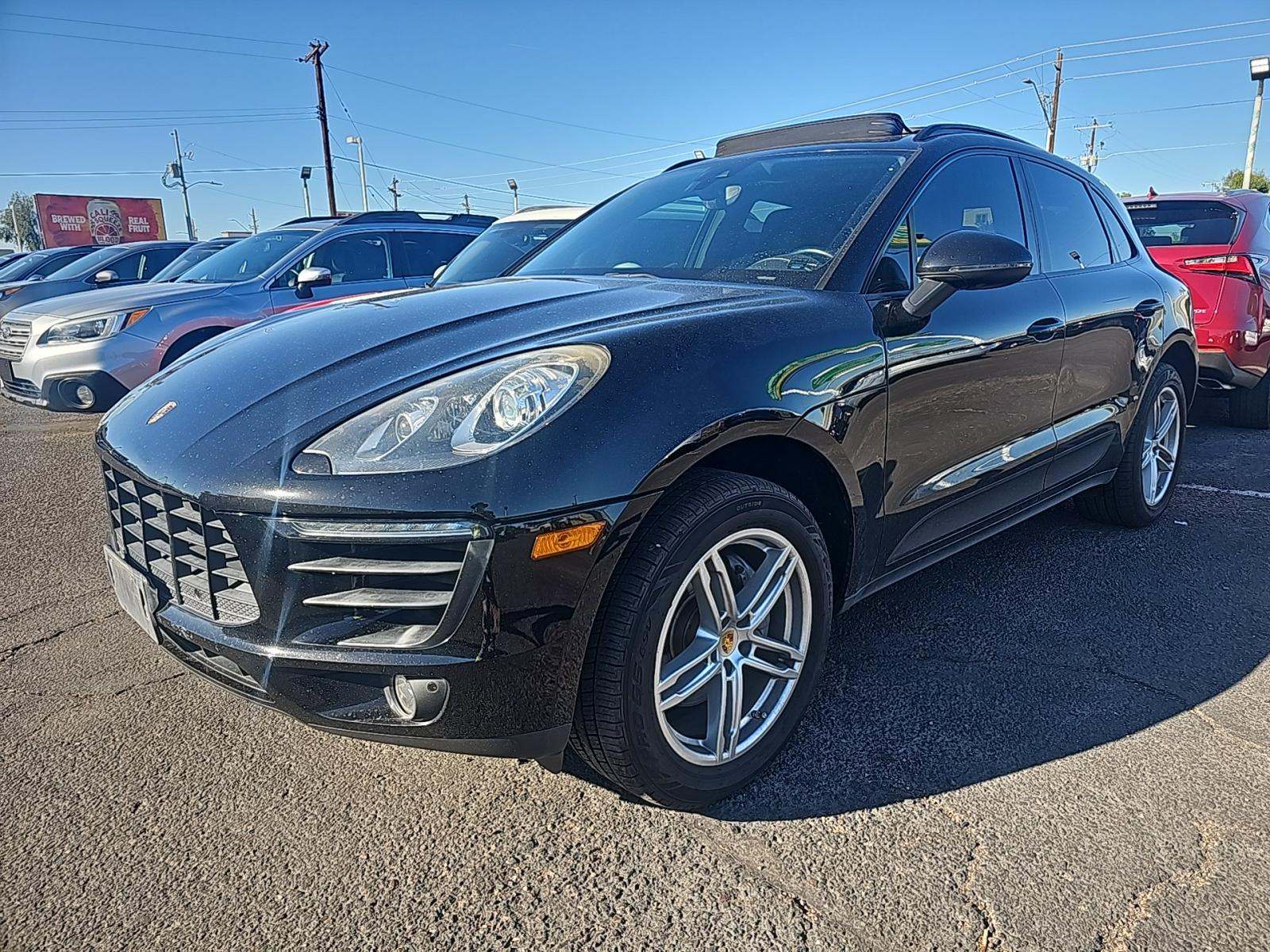 2018 Porsche Macan Base AWD