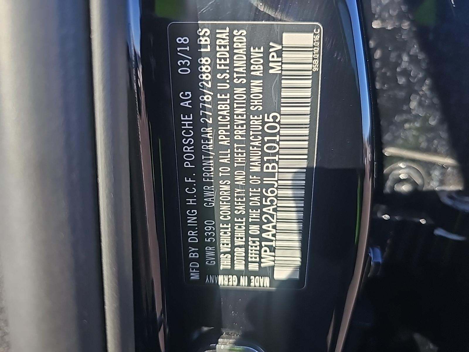 2018 Porsche Macan Base AWD