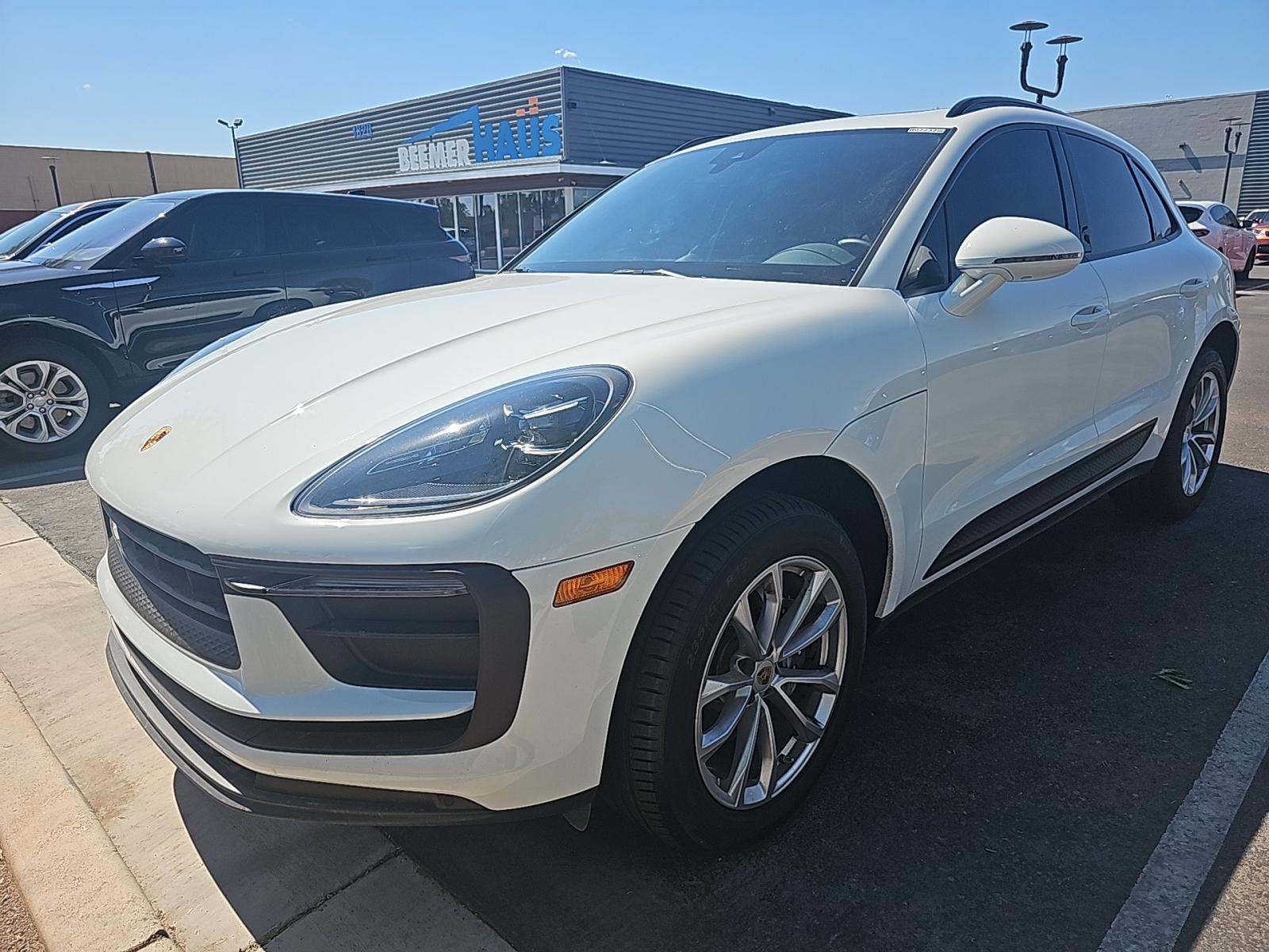 2022 Porsche Macan