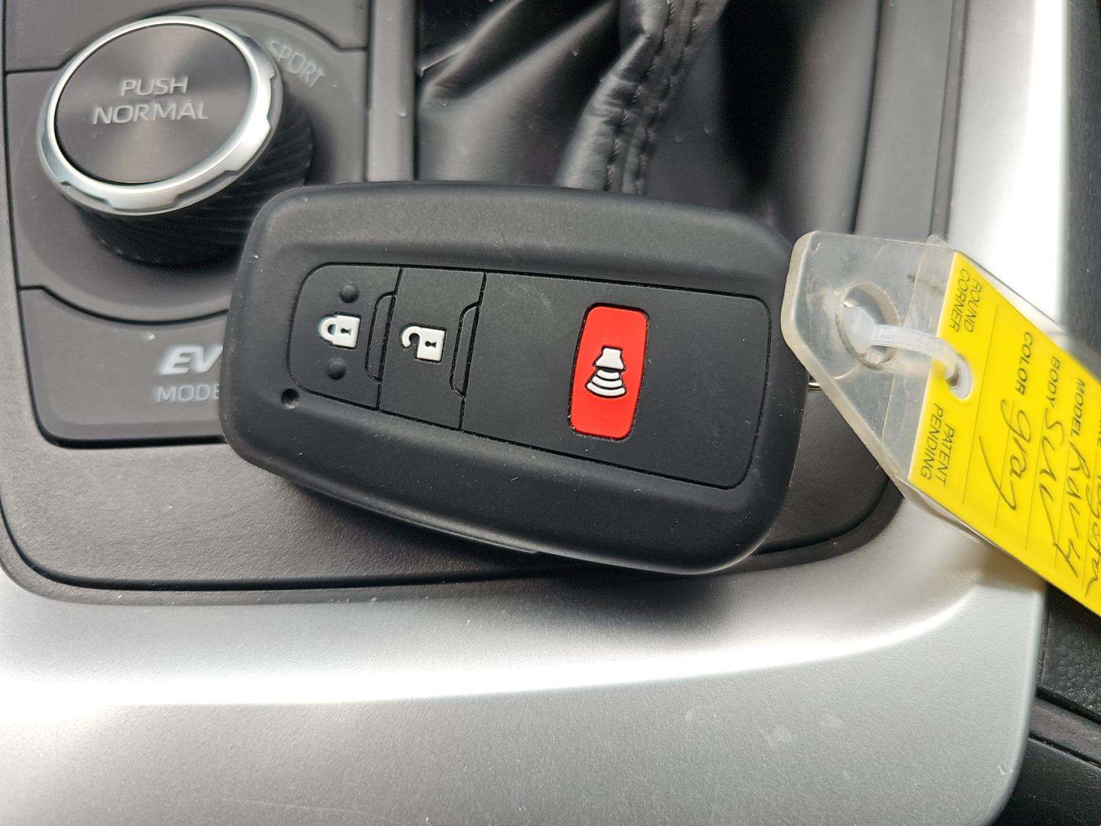 2025 Toyota RAV4 Hybrid XLE AWD