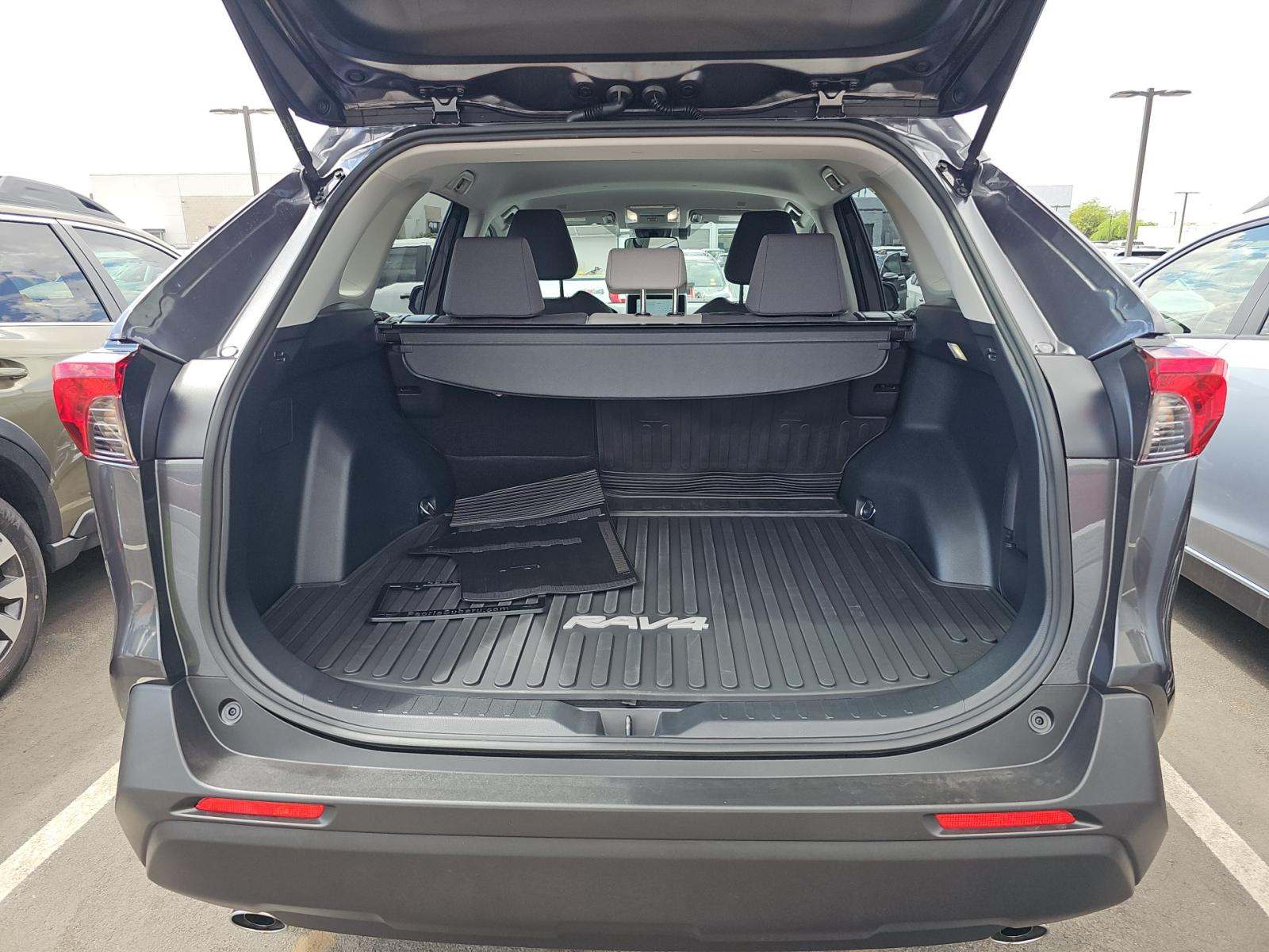 2025 Toyota RAV4 Hybrid XLE AWD