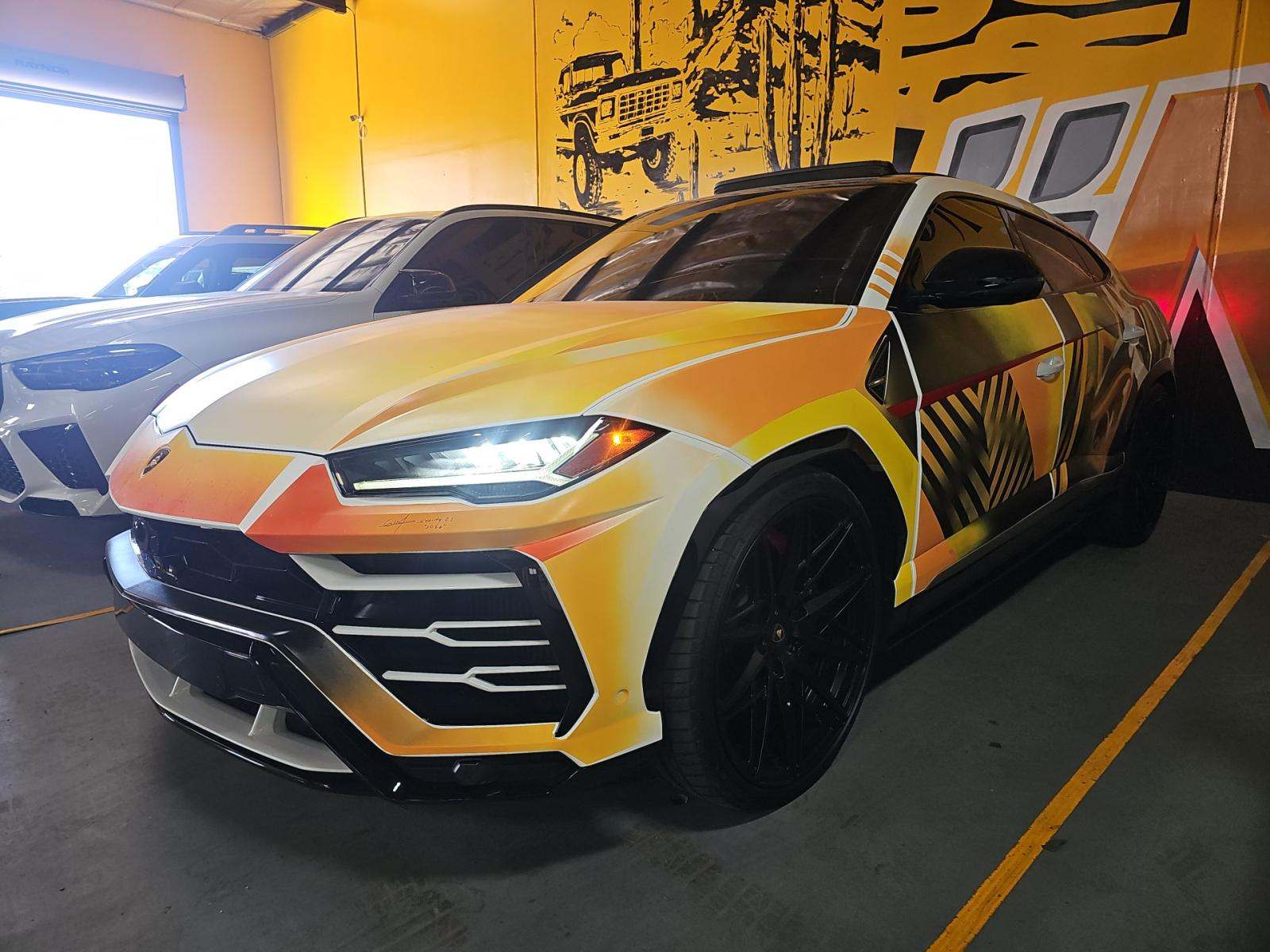 2019 Lamborghini Urus Base AWD