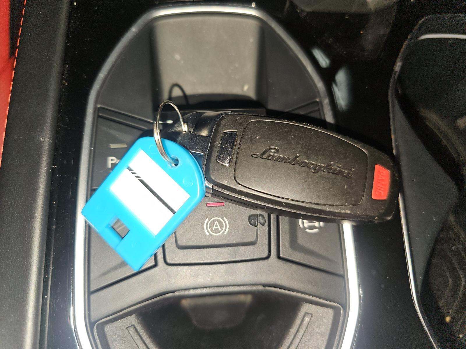 2019 Lamborghini Urus Base AWD