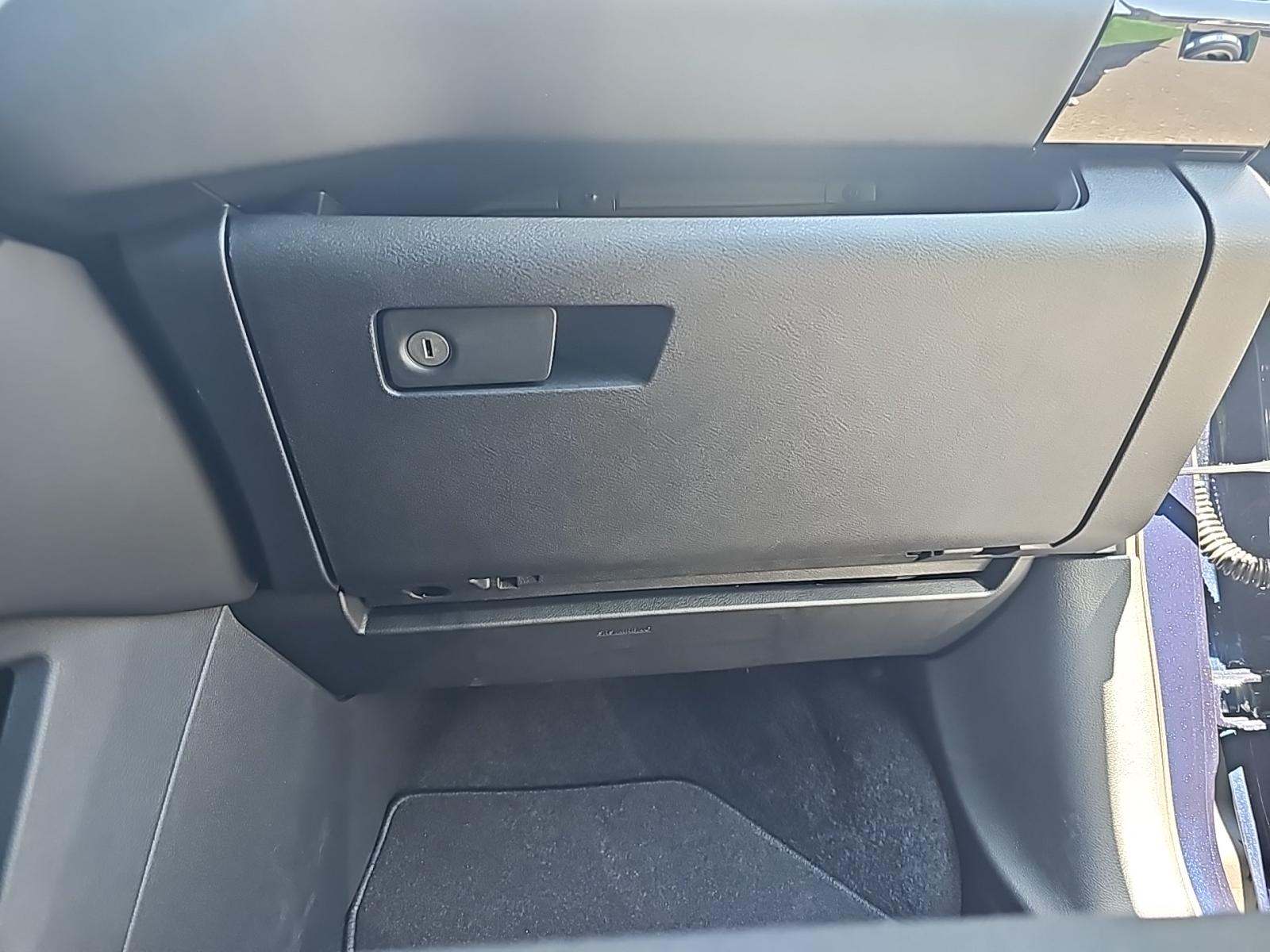 2025 Nissan Pathfinder SV AWD