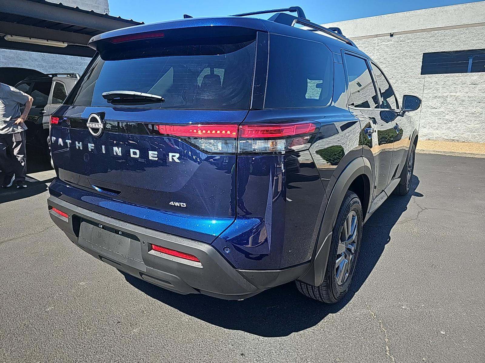 2025 Nissan Pathfinder SV AWD