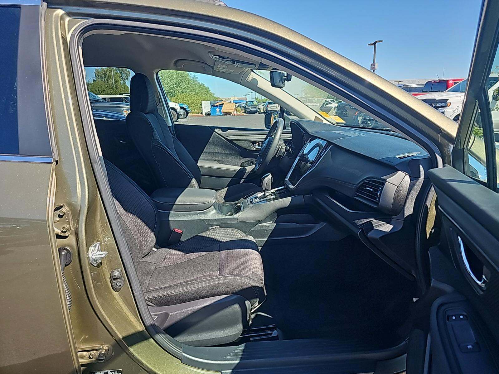 2025 Subaru Outback Premium AWD