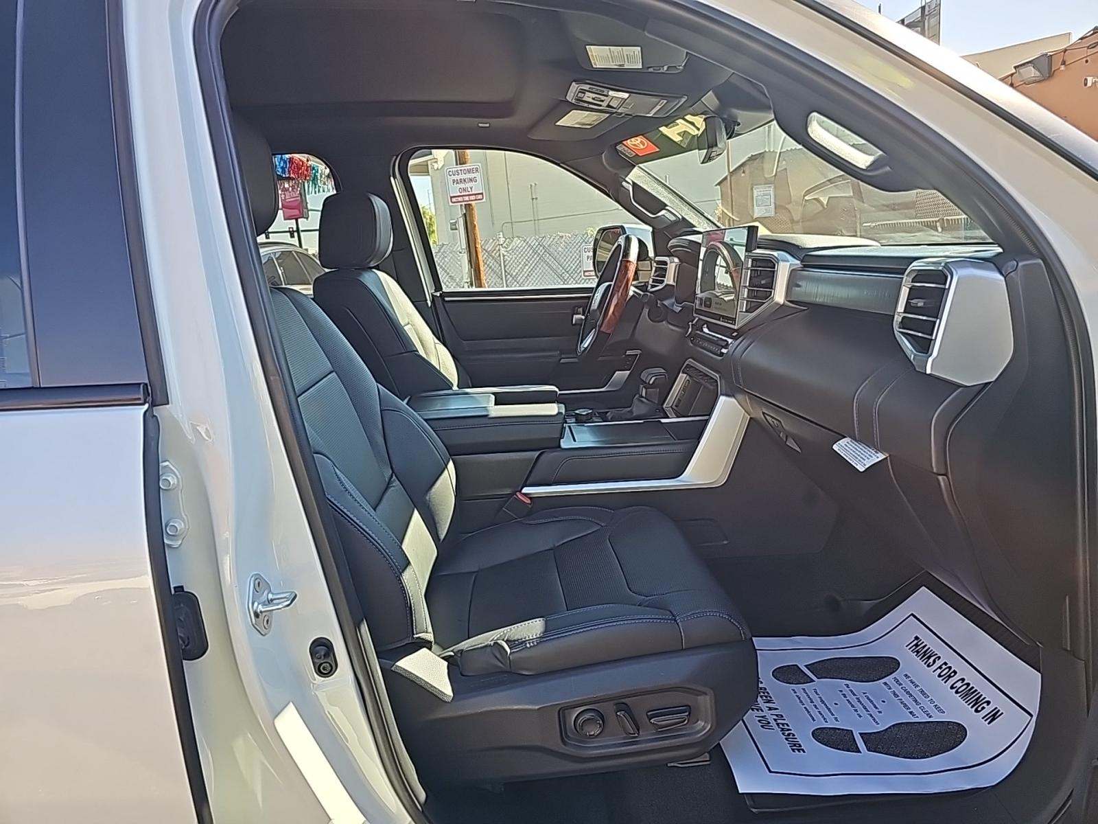 2024 Toyota Tundra Platinum AWD