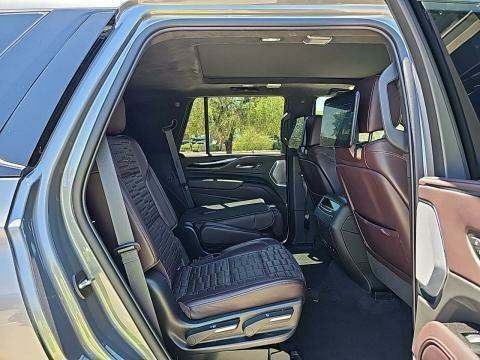 2022 Cadillac Escalade Sport Platinum AWD