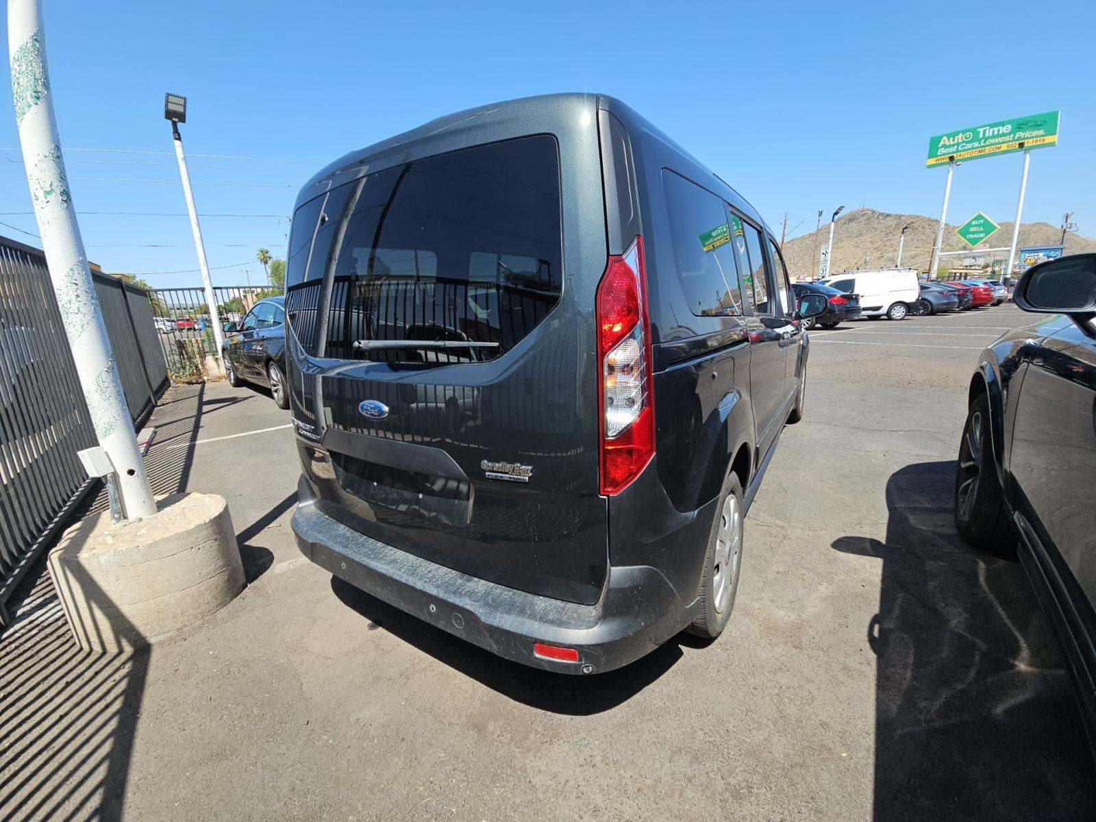FORD TRANSIT CONNECT - 3