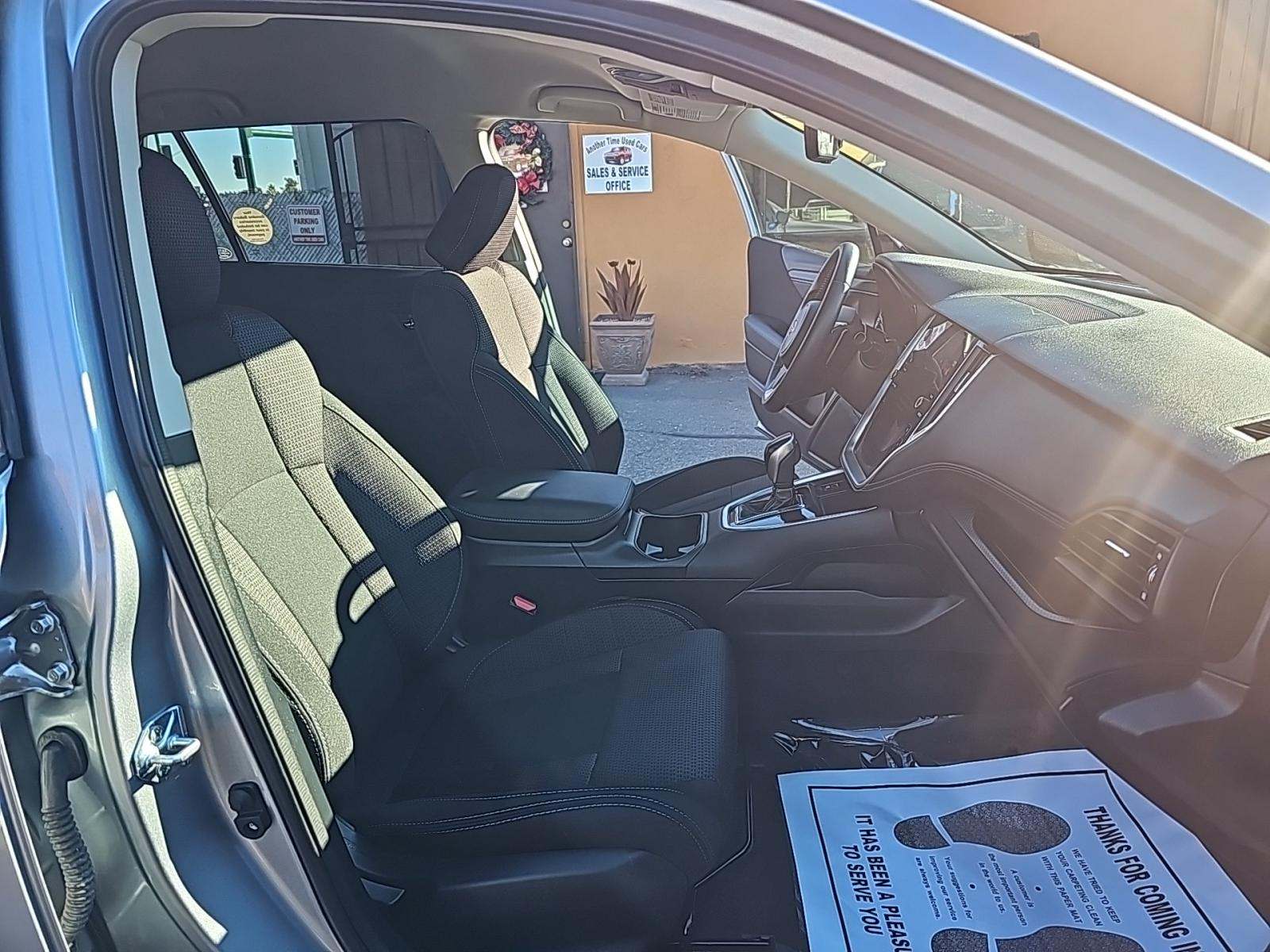 2025 Subaru Outback Premium AWD