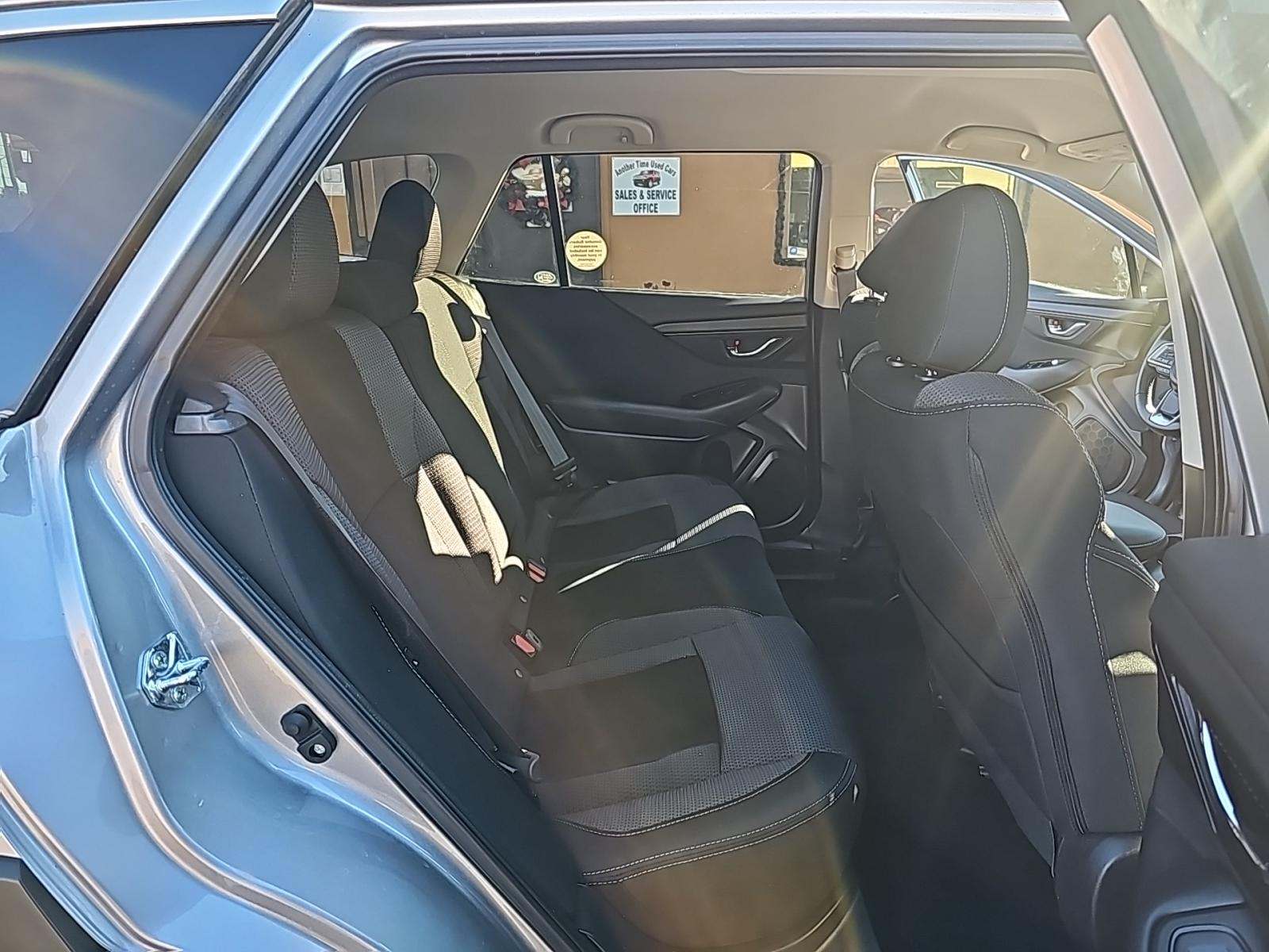 2025 Subaru Outback Premium AWD