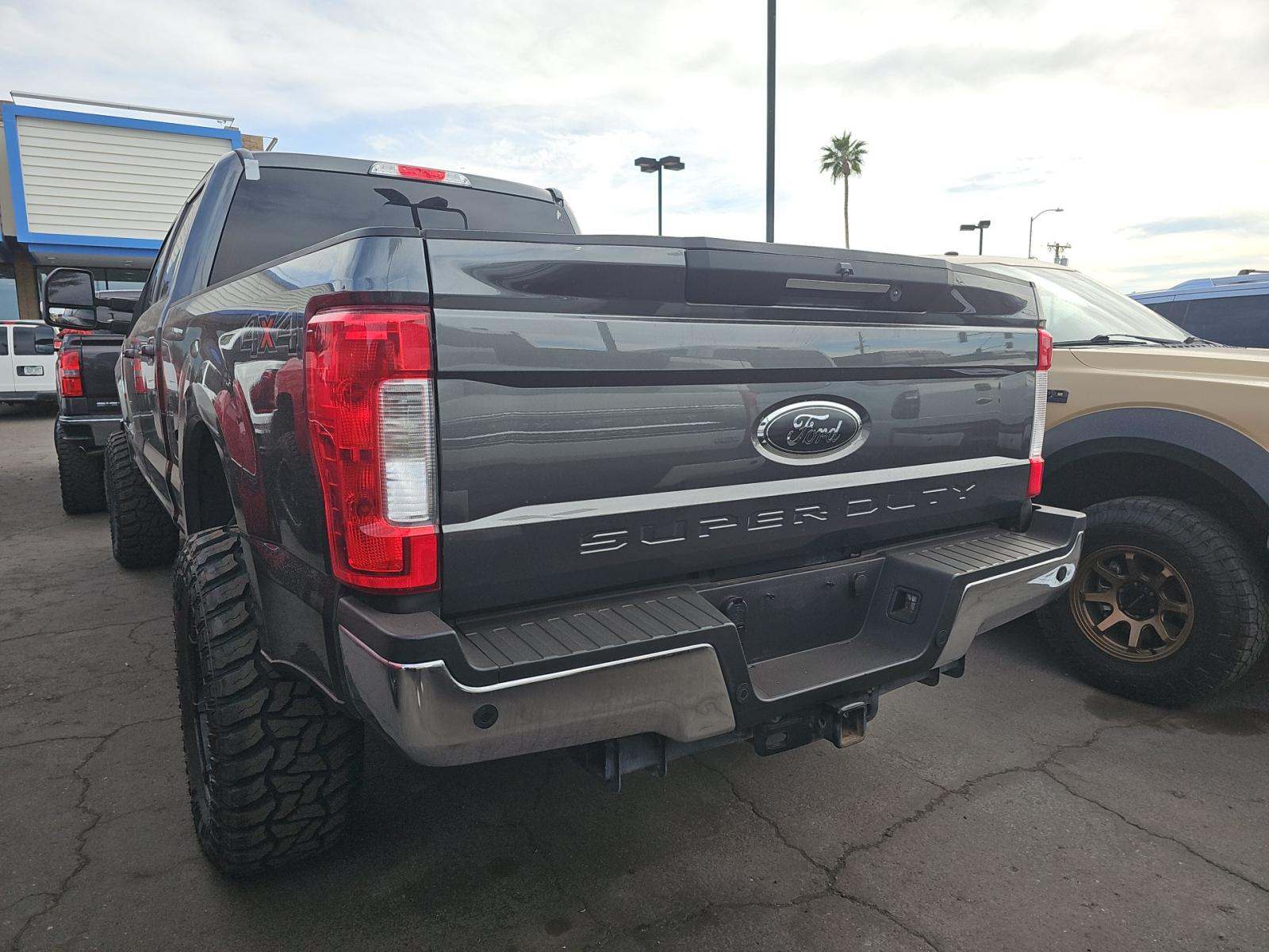 FORD F-250 - 2