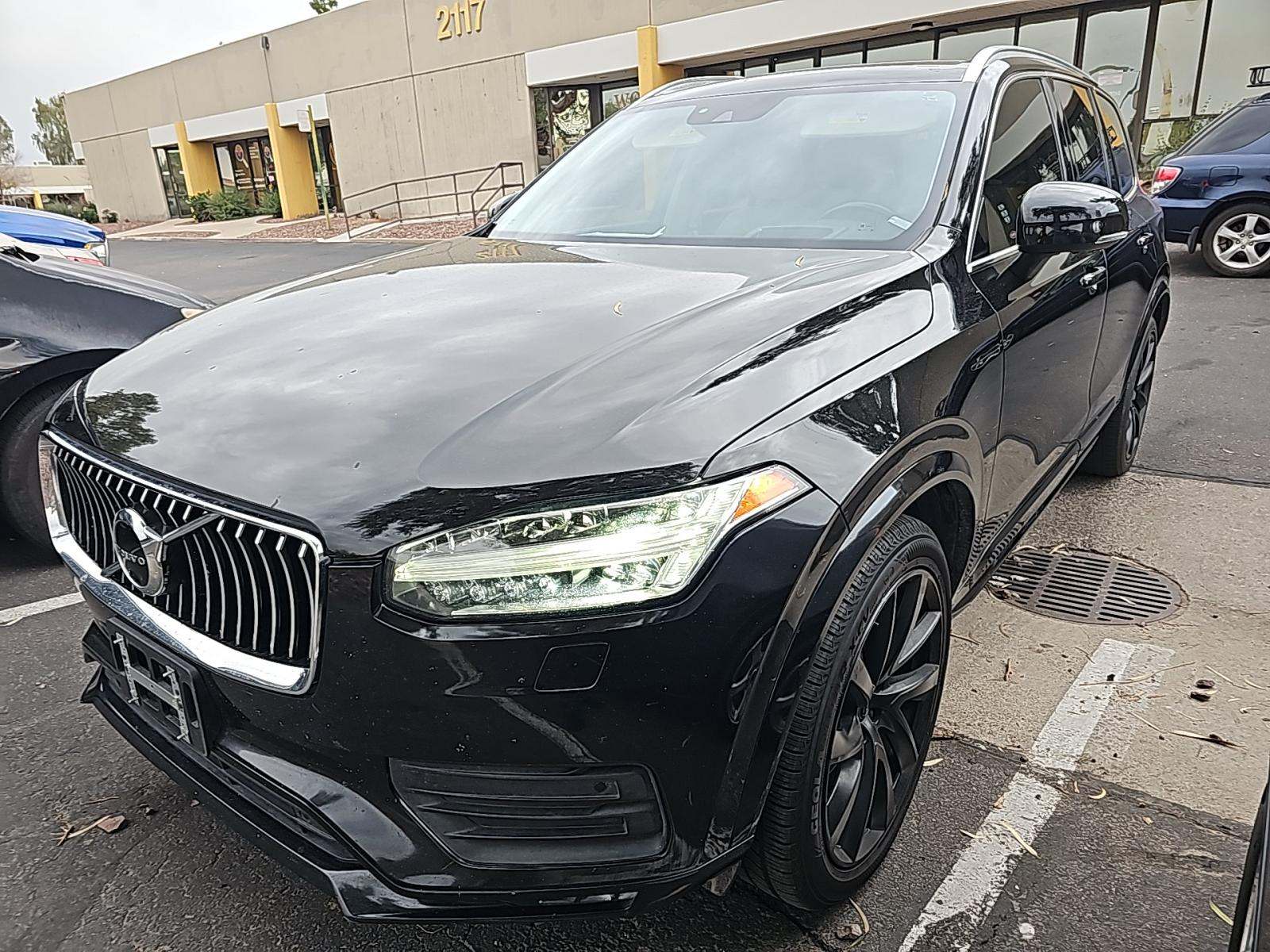 2020 Volvo XC90 T6 Momentum AWD