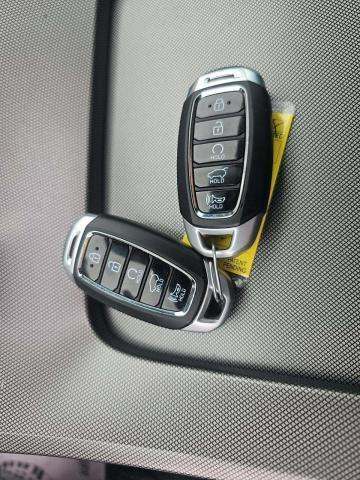 HYUNDAI CALLIGRAPHY - 8