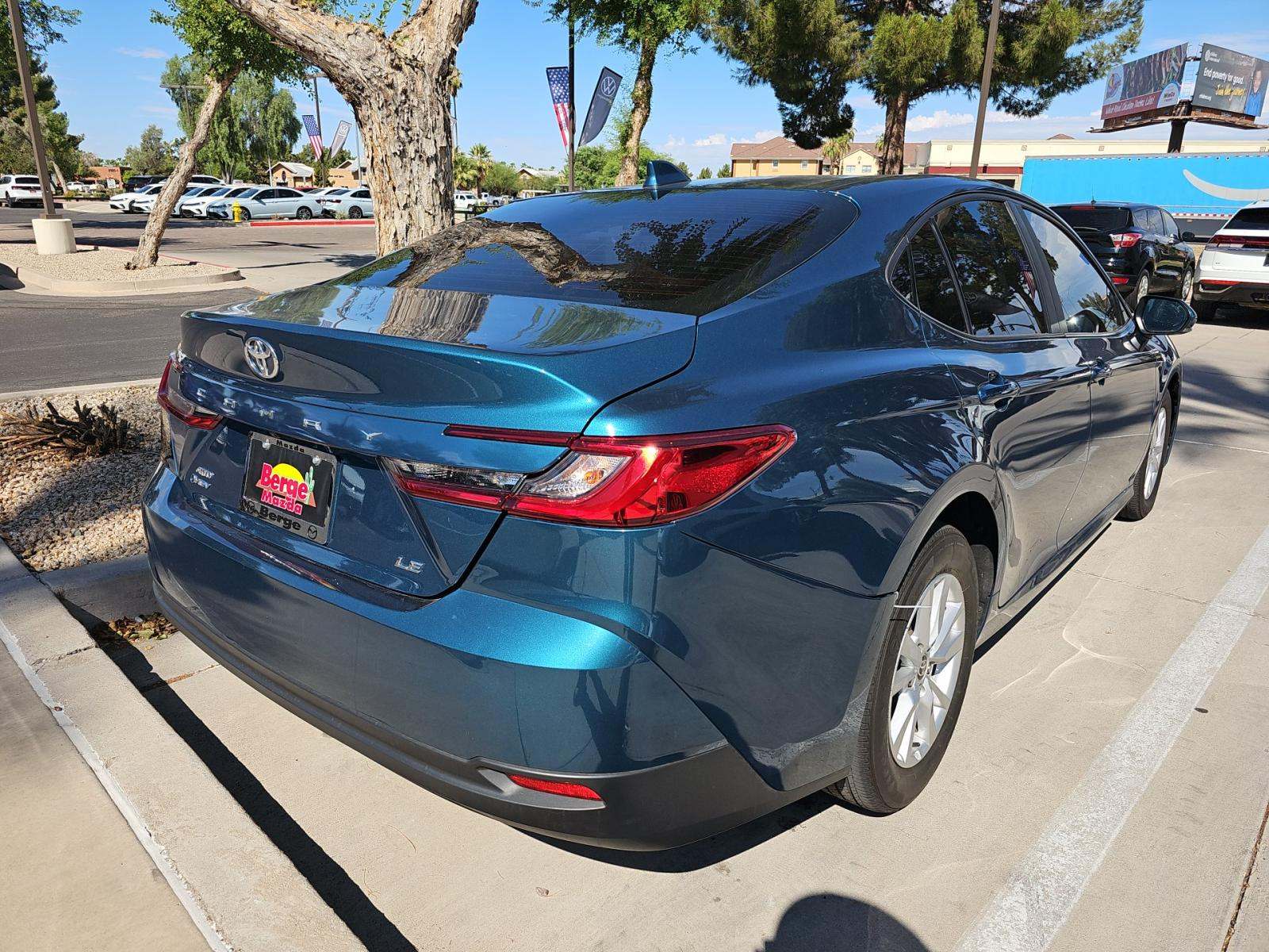2025 Toyota Camry LE AWD