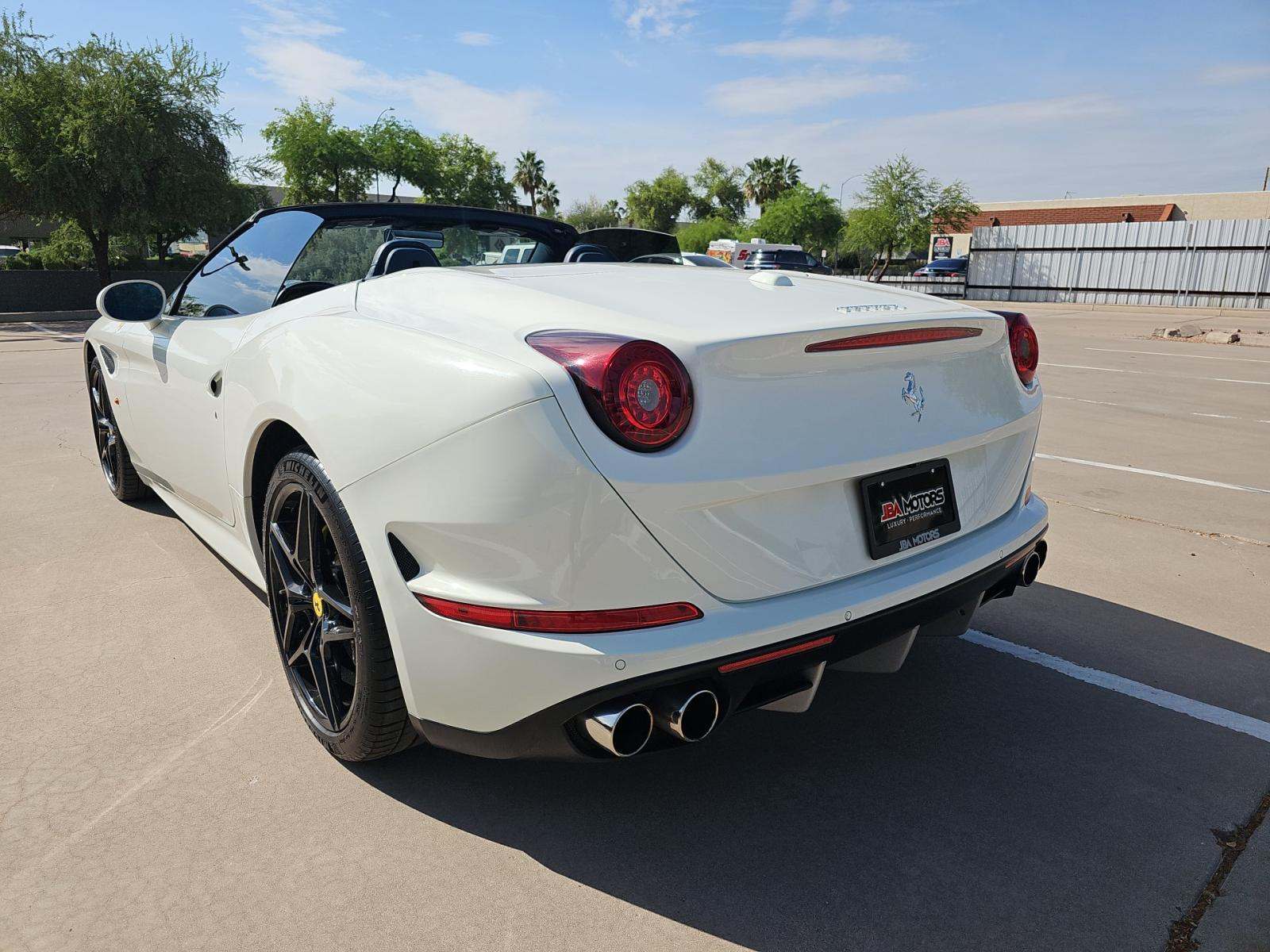 2015 Ferrari California T RWD