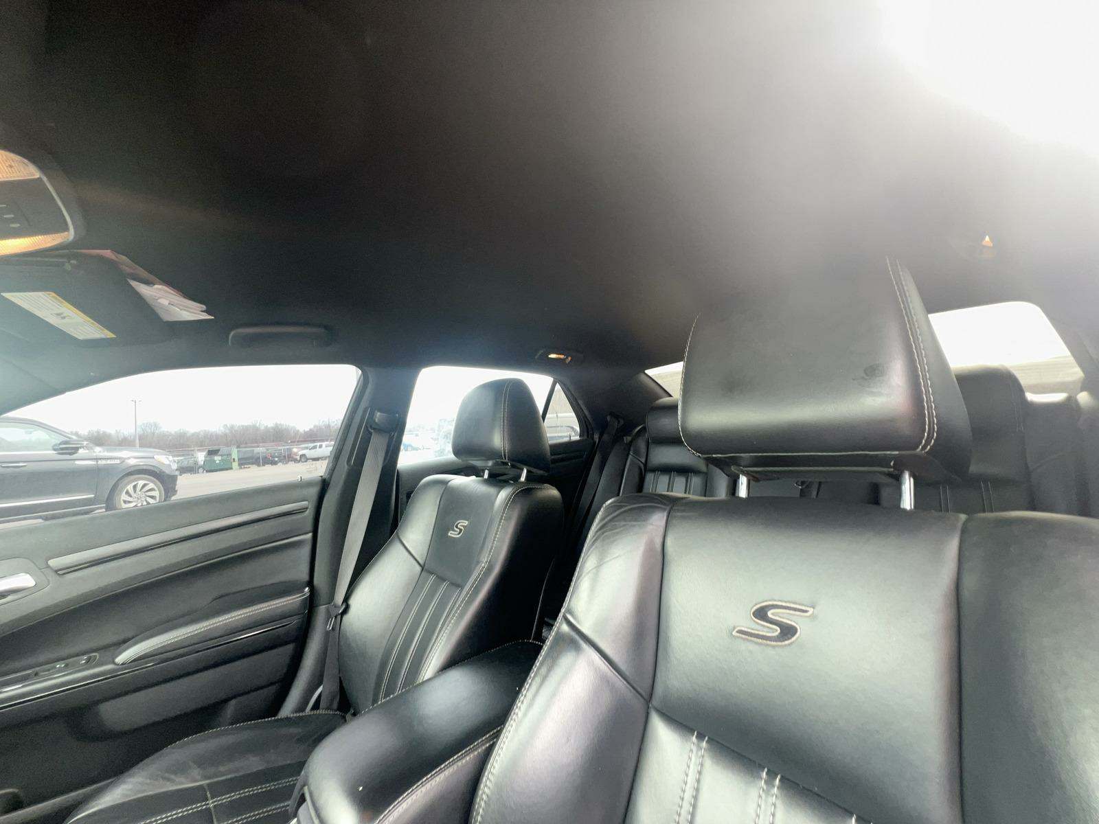 2015 Chrysler 300 300S RWD