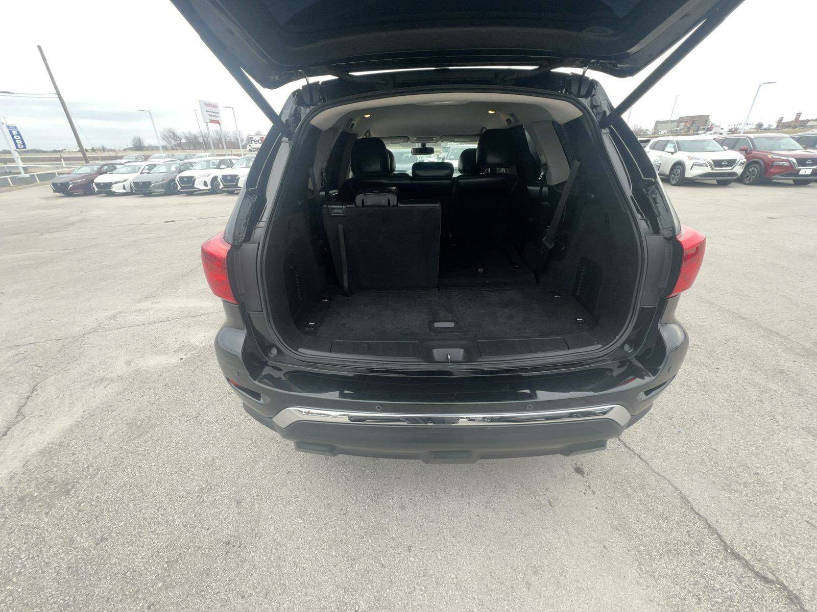 2020 Nissan Pathfinder SL AWD