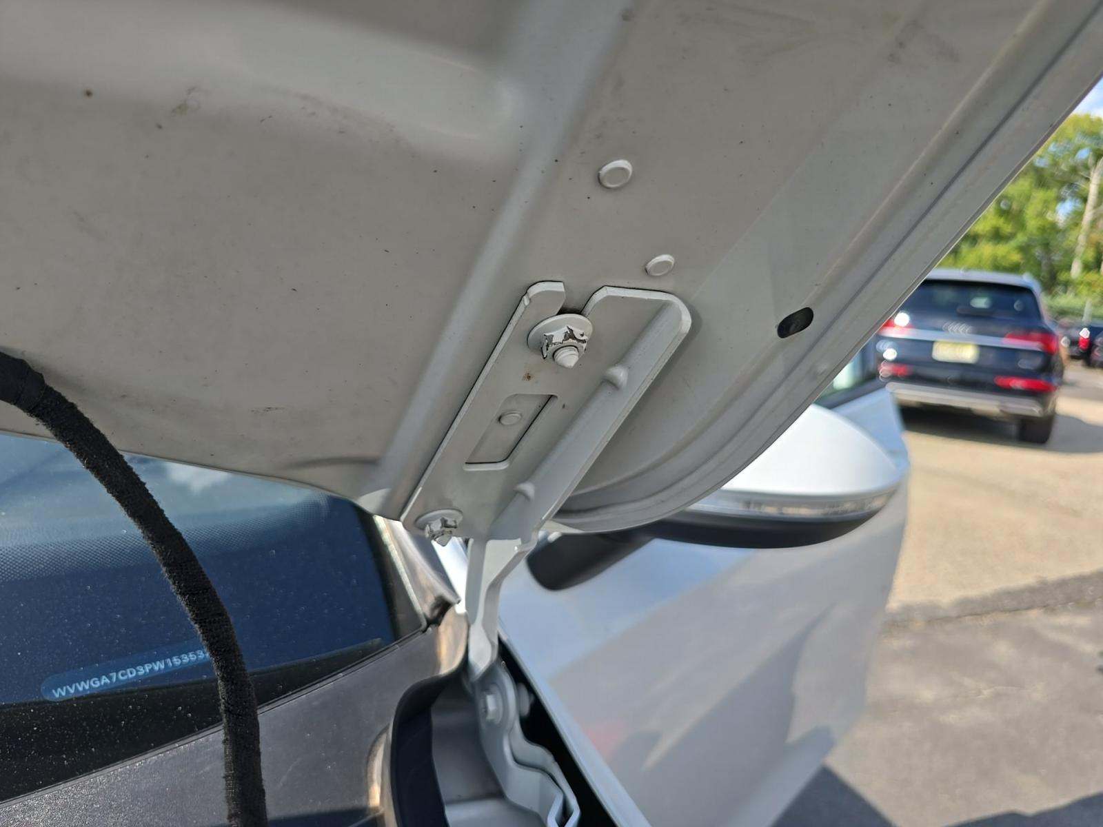 2023 Volkswagen Golf GTI 2.0T S FWD