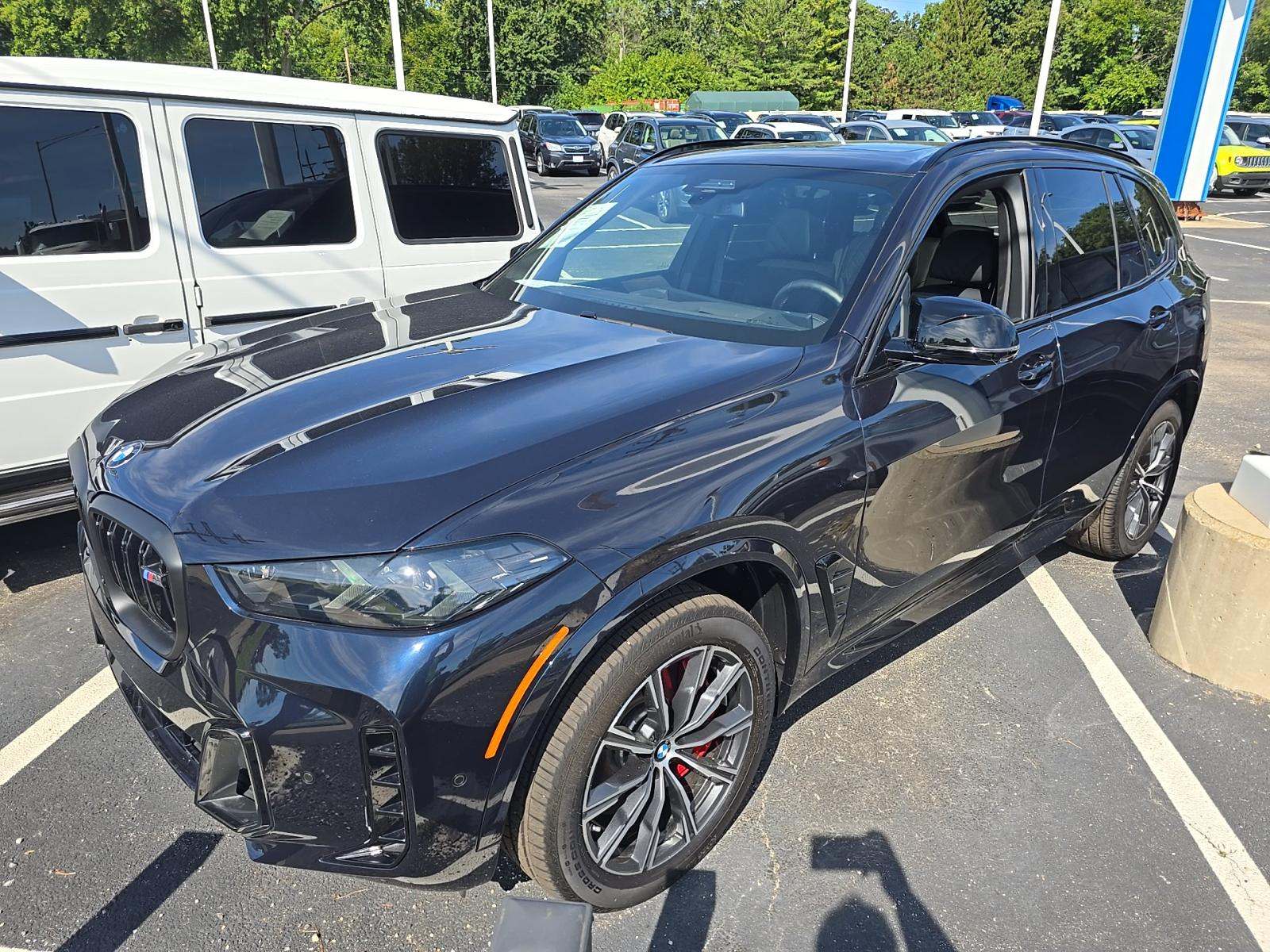 2025 BMW X5 M60i xDrive AWD