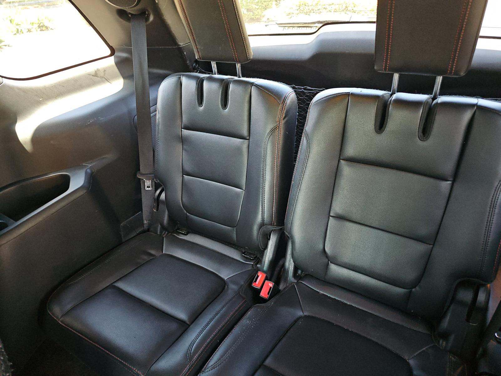 FORD EXPLORER - 10