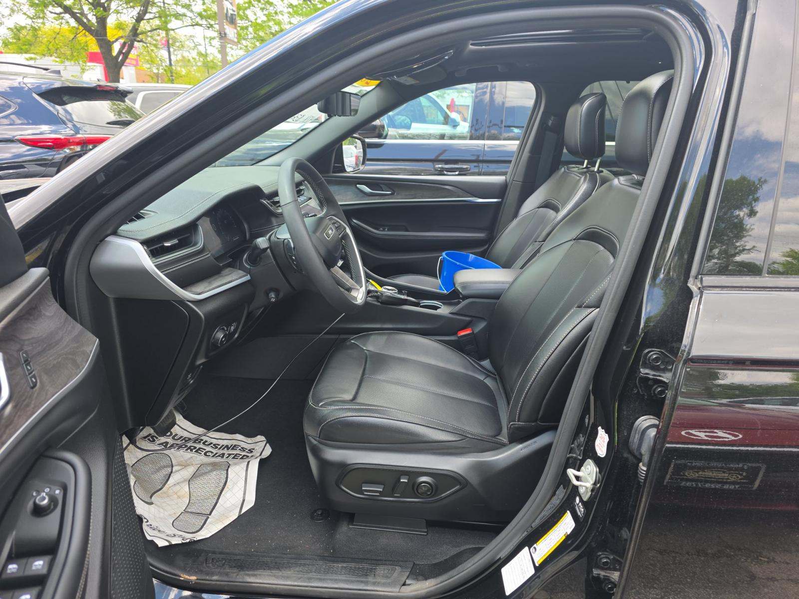 2024 Jeep Grand Cherokee L Limited AWD