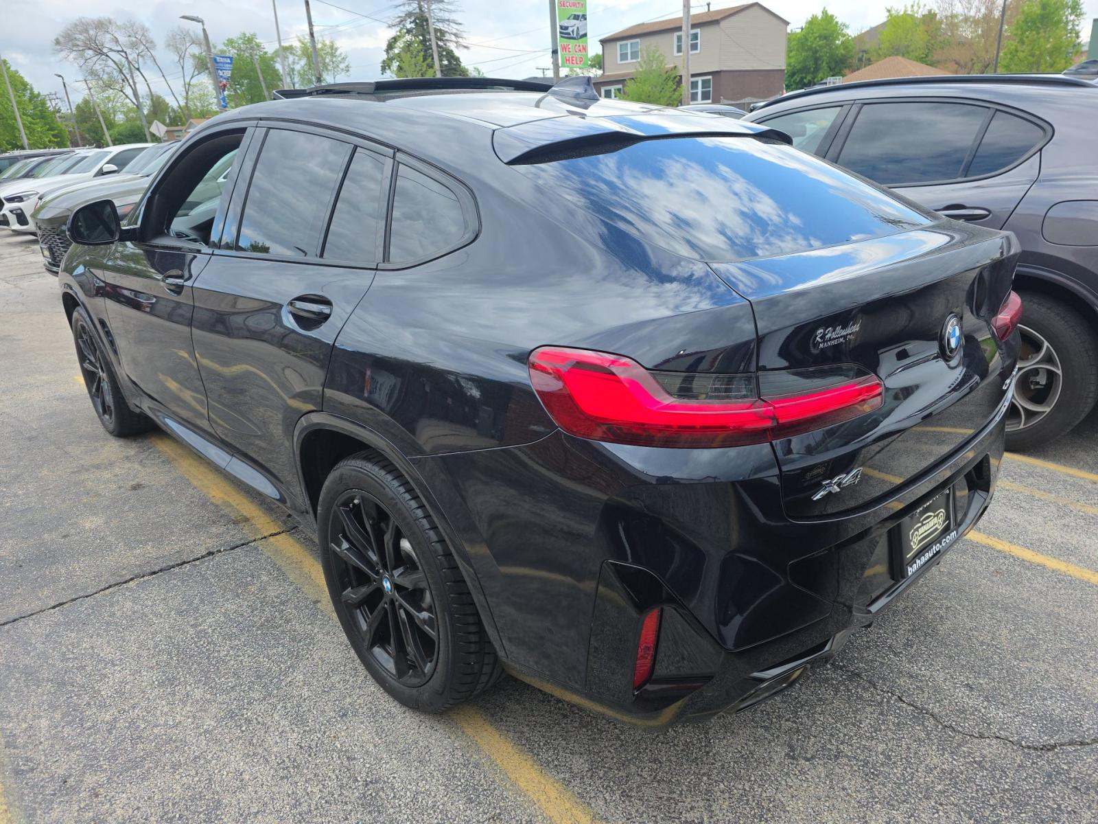 2023 BMW X4 xDrive30i AWD