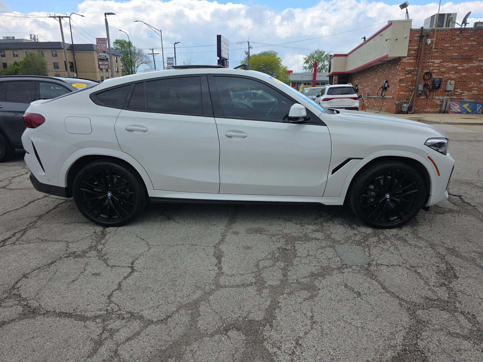 2021 BMW X6 xDrive40i AWD