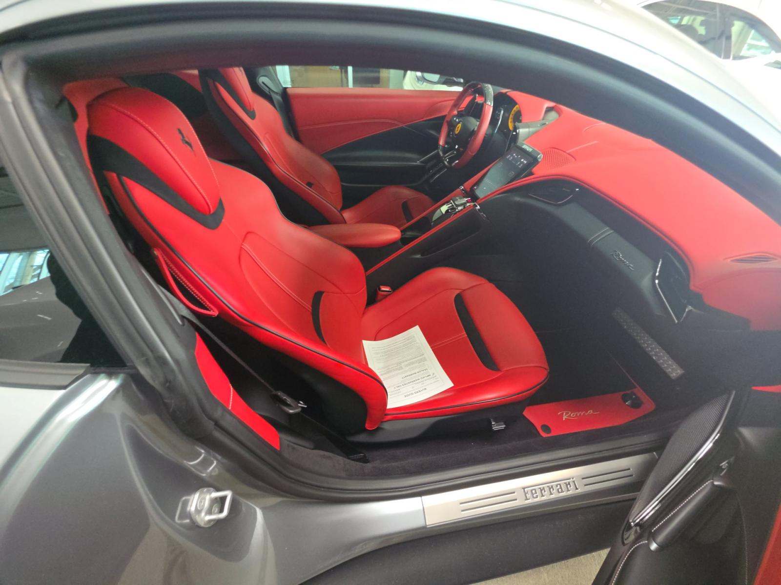 2022 Ferrari Roma Base RWD