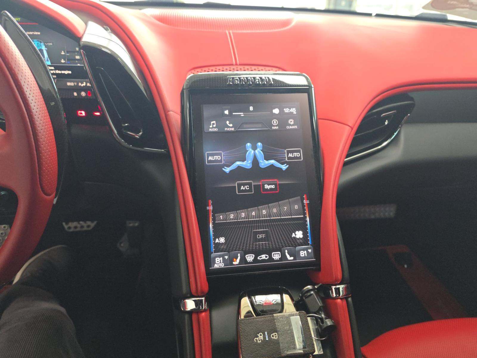 2022 Ferrari Roma Base RWD