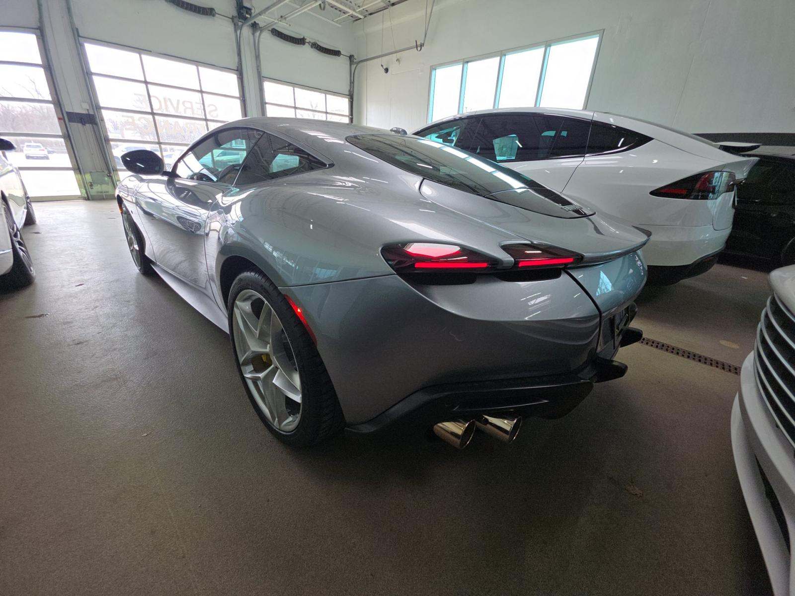 2022 Ferrari Roma Base RWD