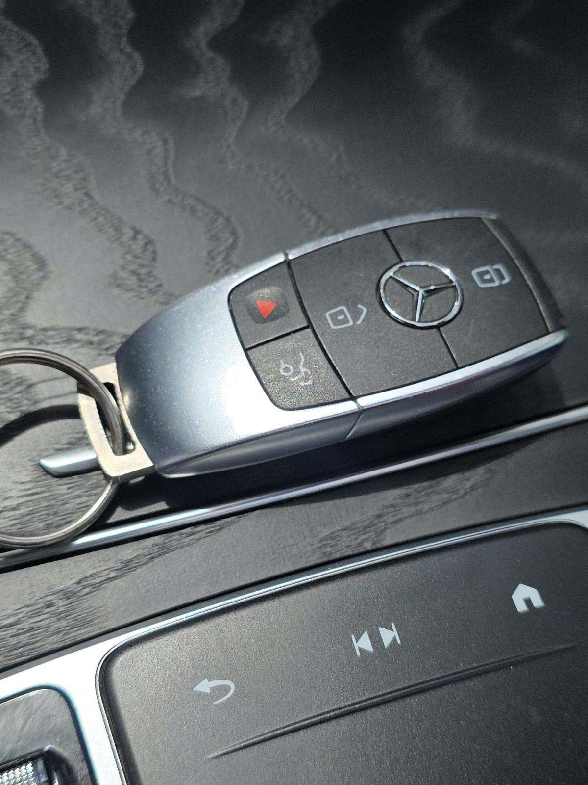 2021 Mercedes-Benz GLC GLC 300 AWD