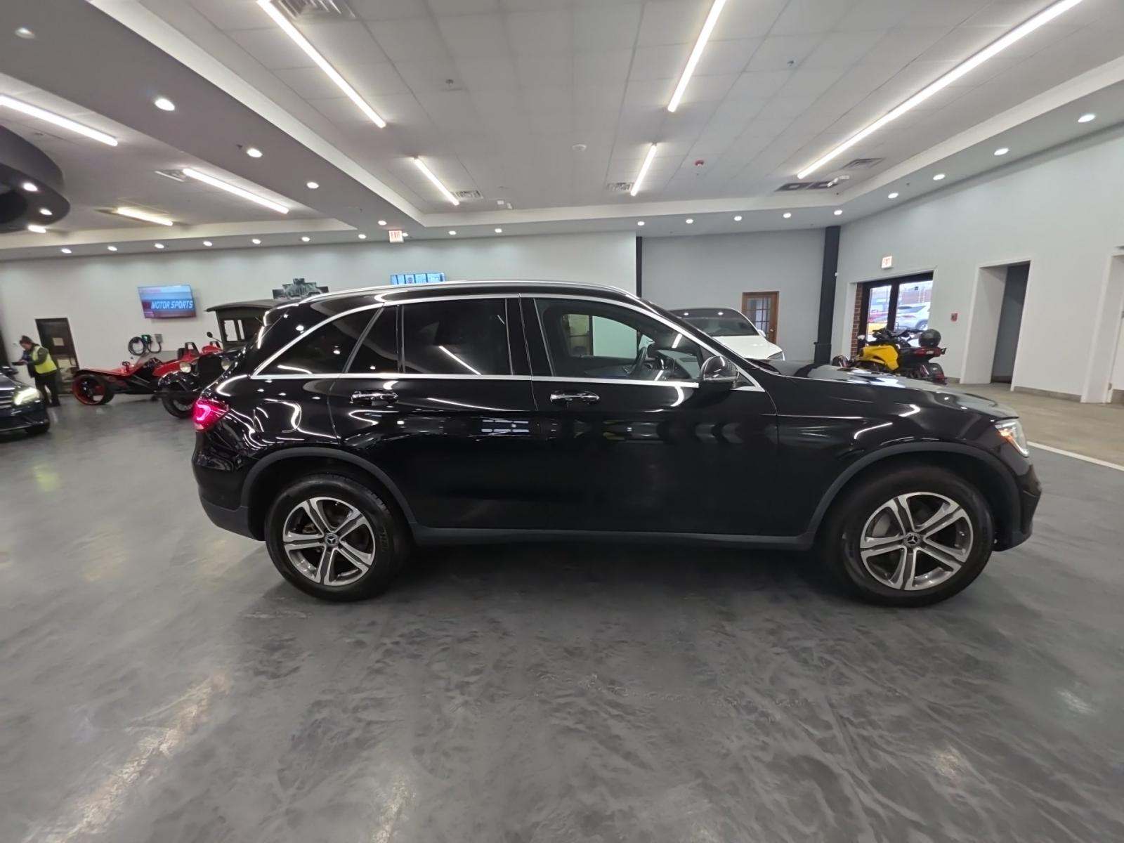 2021 Mercedes-Benz GLC GLC 300 AWD