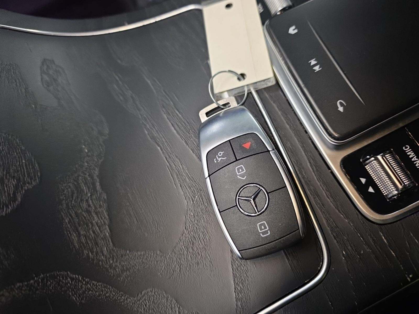 2021 Mercedes-Benz GLC GLC 300 AWD