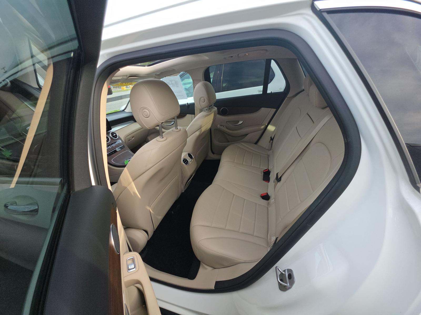 2022 Mercedes-Benz GLC GLC 300 AWD
