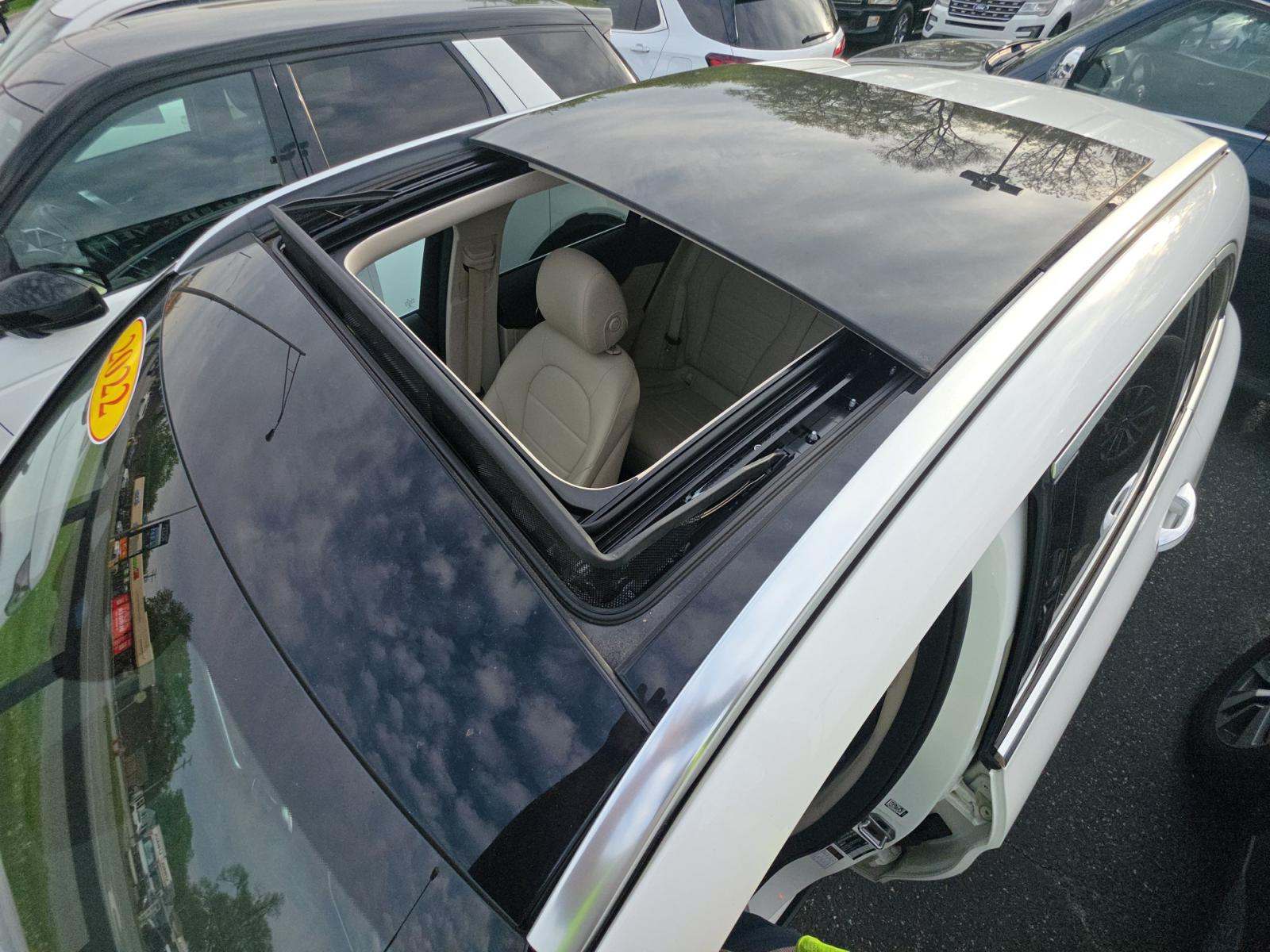 2022 Mercedes-Benz GLC GLC 300 AWD