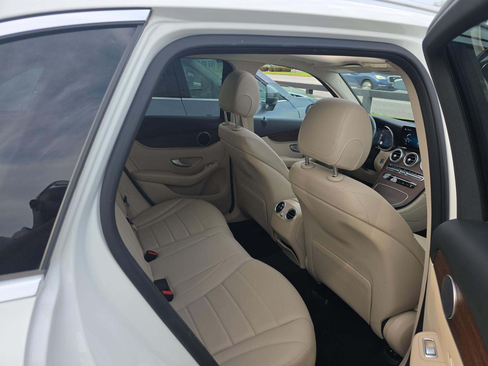 2022 Mercedes-Benz GLC GLC 300 AWD
