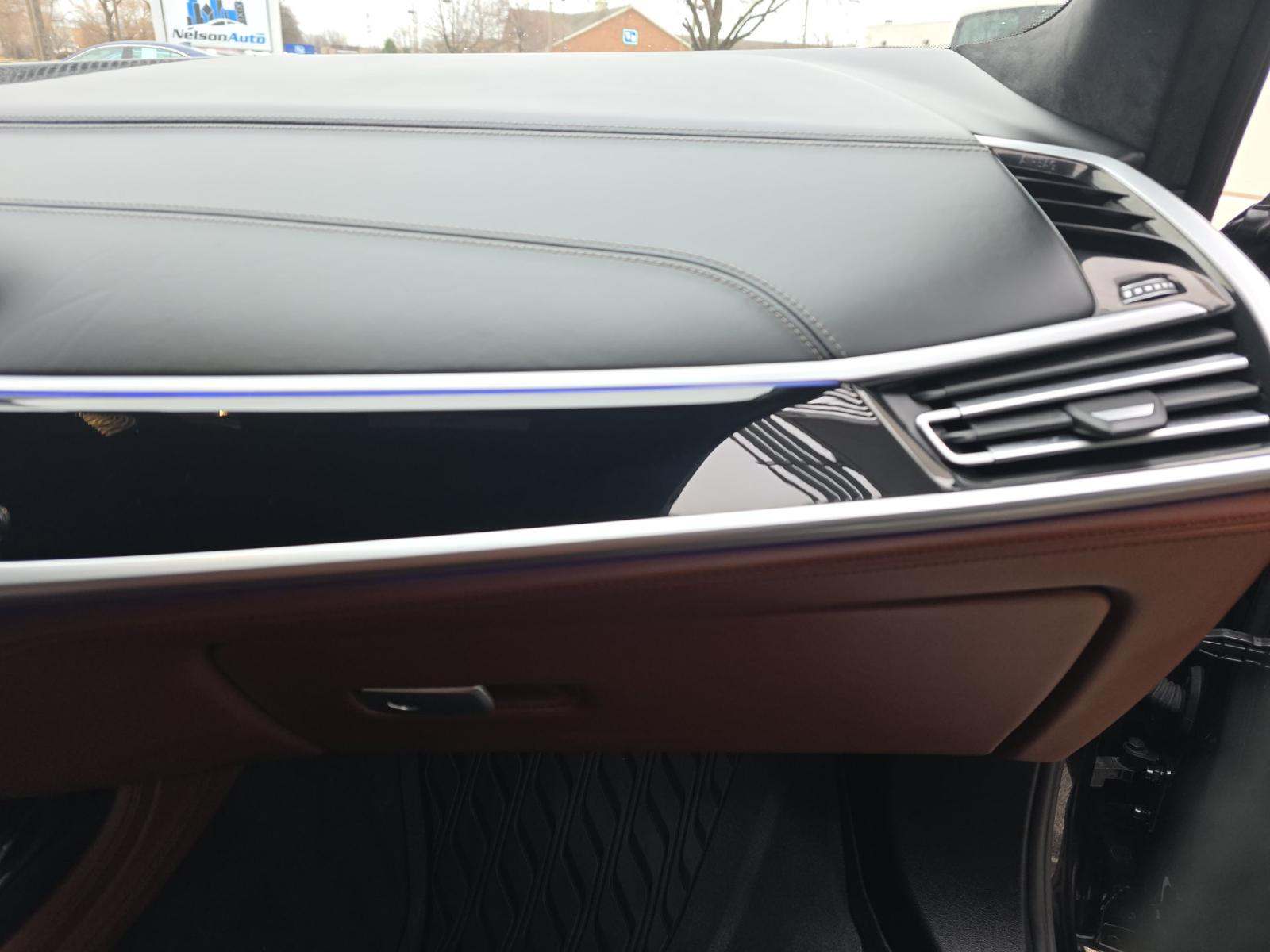 2022 BMW X7 ALPINA XB7 AWD