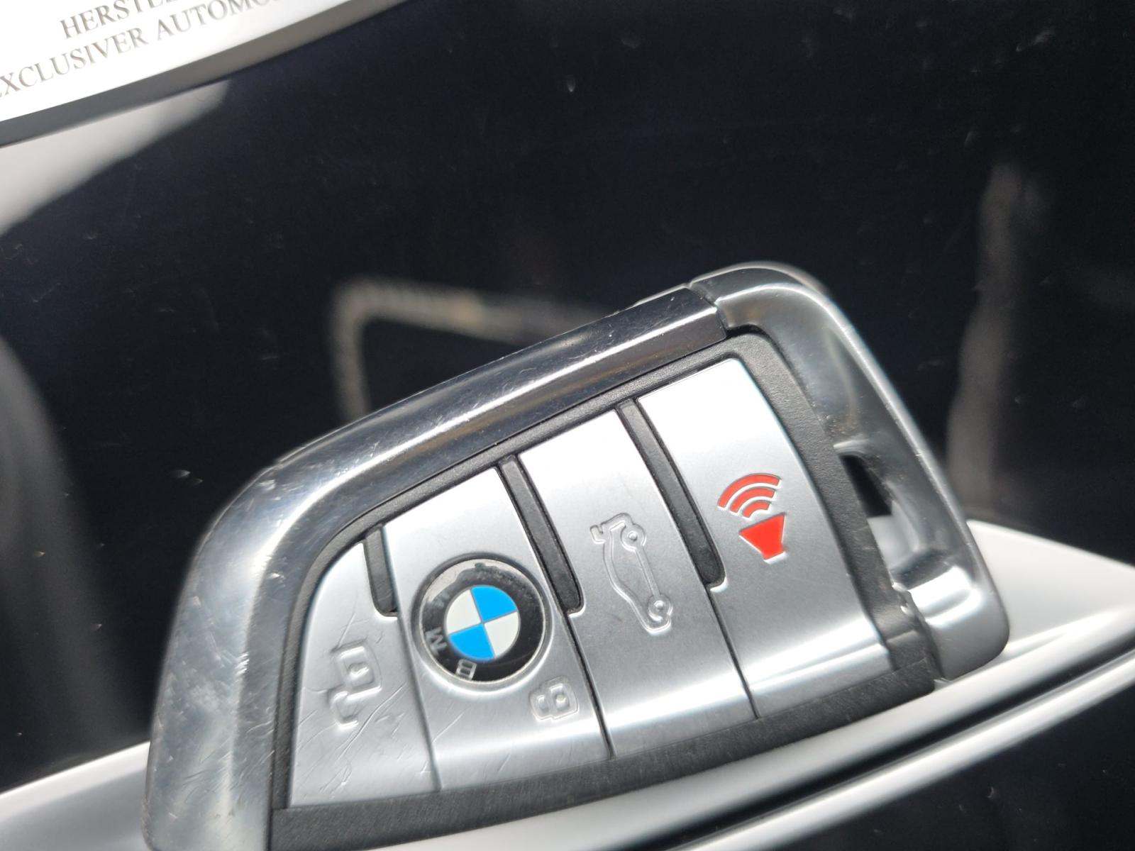 2022 BMW X7 ALPINA XB7 AWD