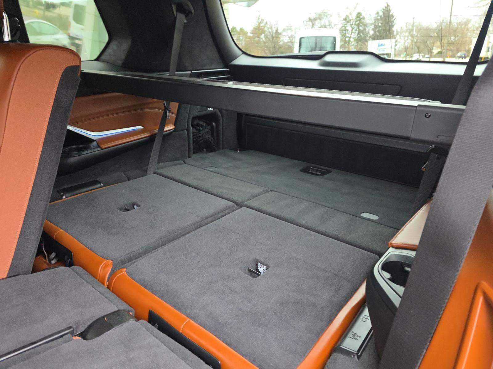 2022 BMW X7 ALPINA XB7 AWD