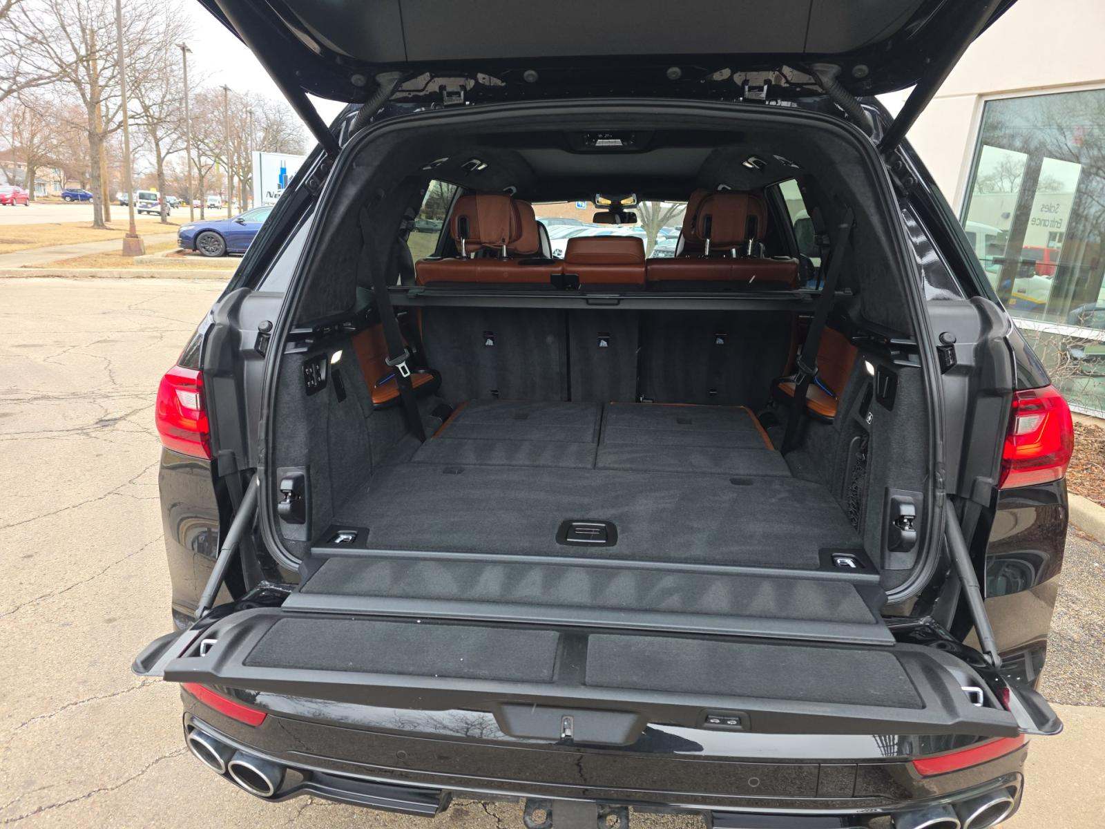 2022 BMW X7 ALPINA XB7 AWD