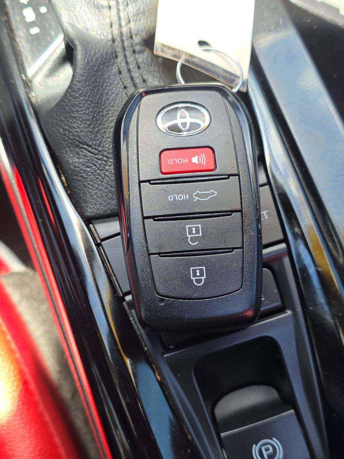 2025 Toyota Camry XSE FWD
