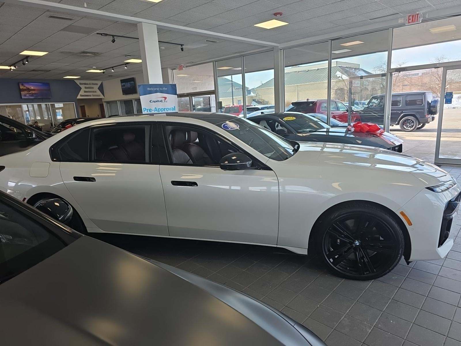 2023 BMW 7 Series 760i xDrive AWD