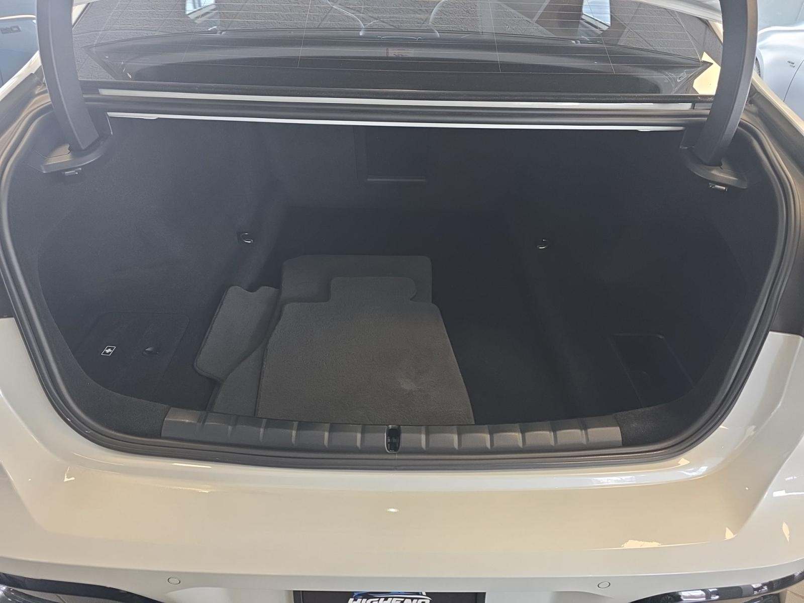 2023 BMW 7 Series 760i xDrive AWD