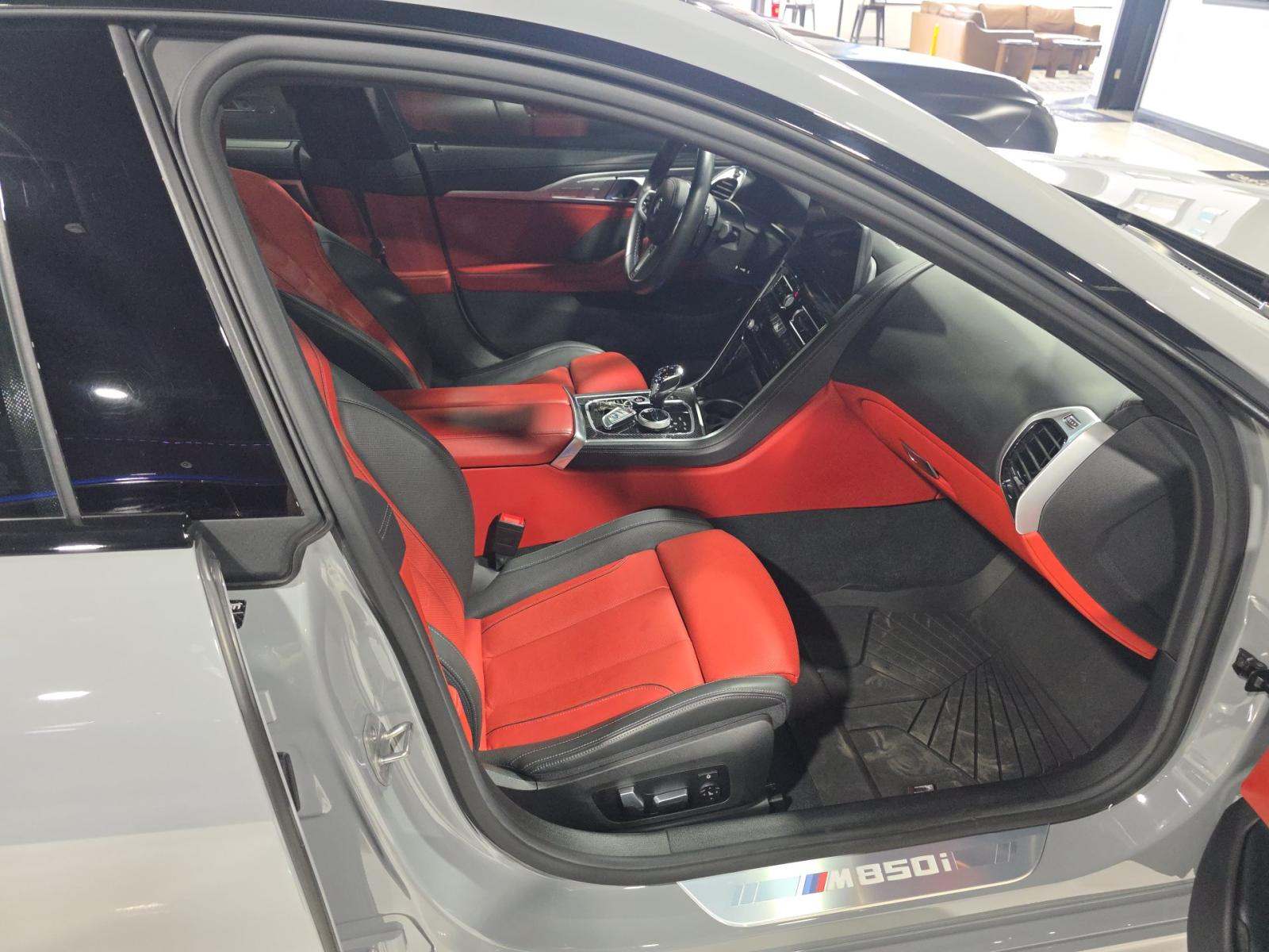 2024 BMW 8 Series M850i xDrive AWD