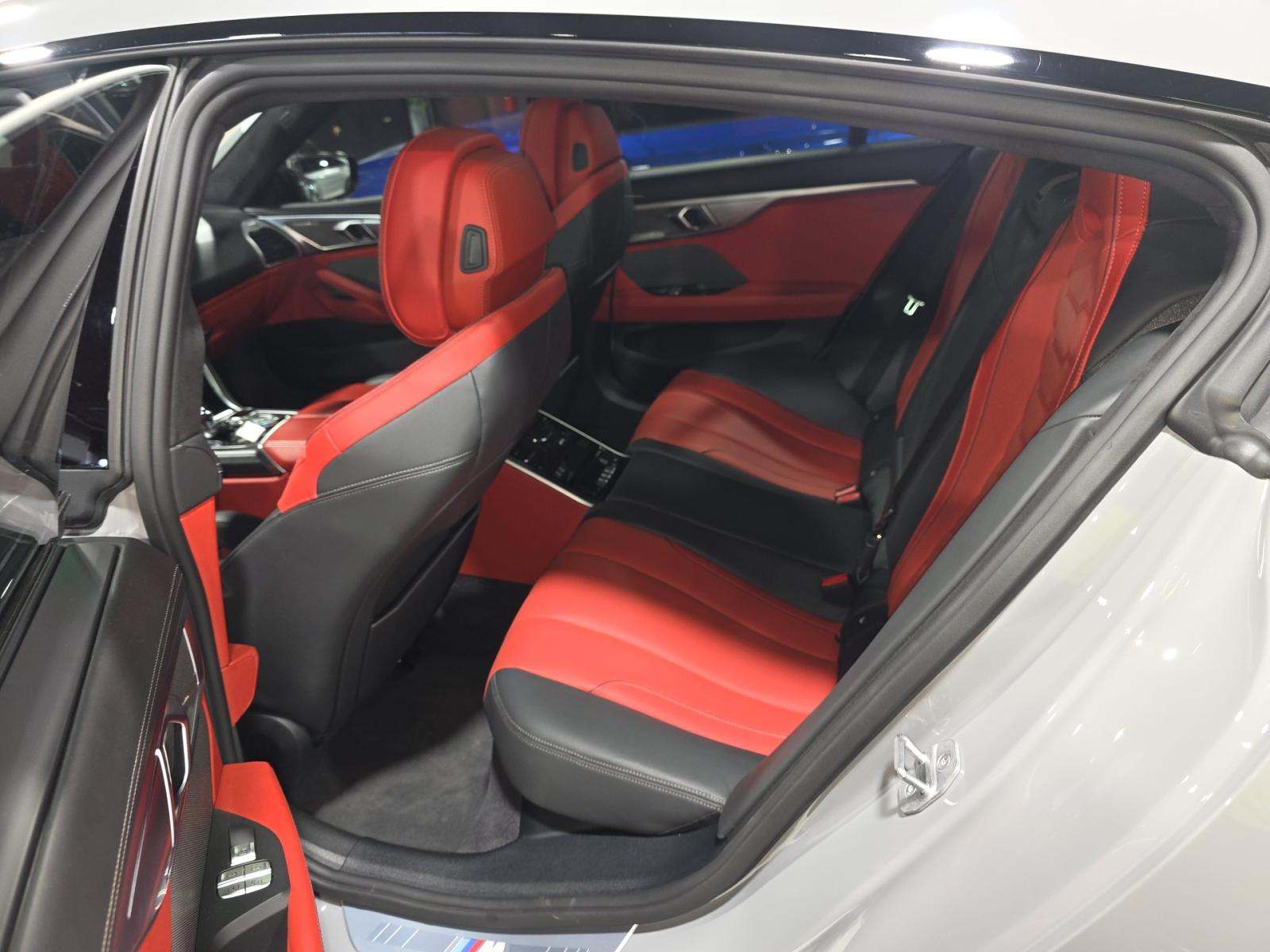 2024 BMW 8 Series M850i xDrive AWD