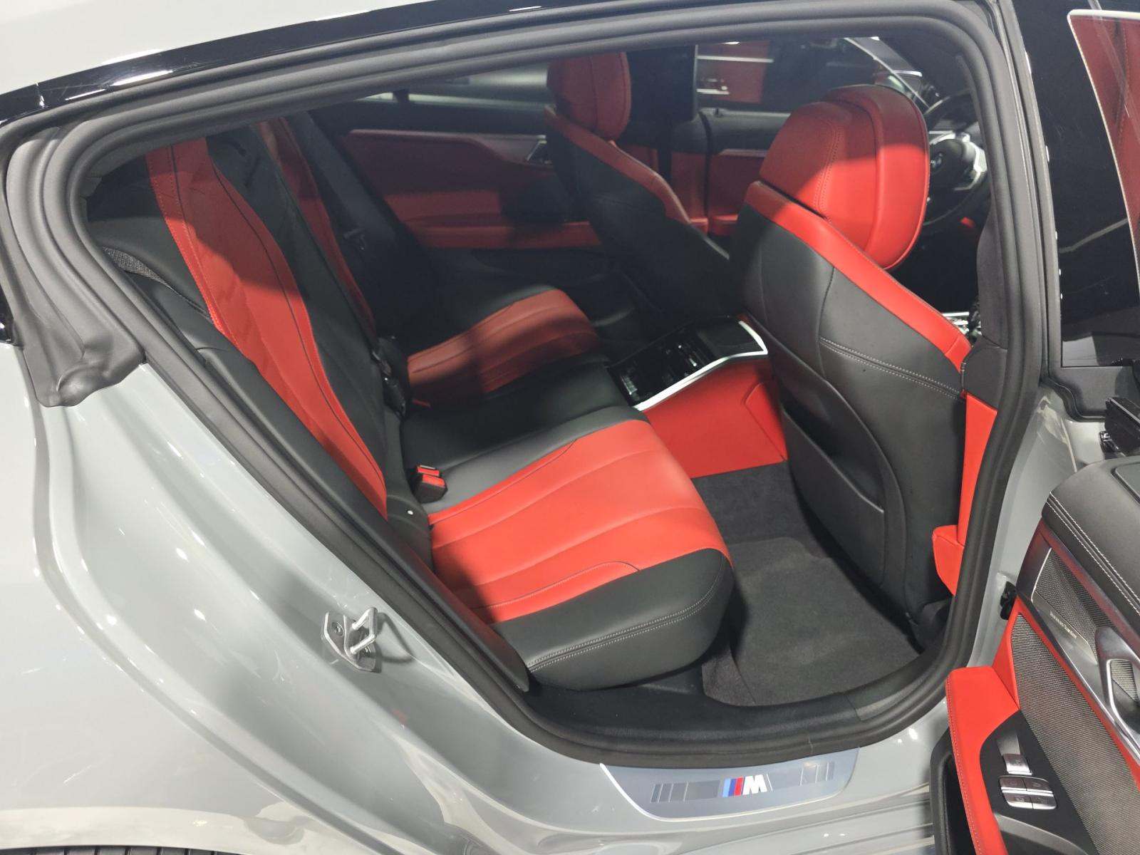 2024 BMW 8 Series M850i xDrive AWD