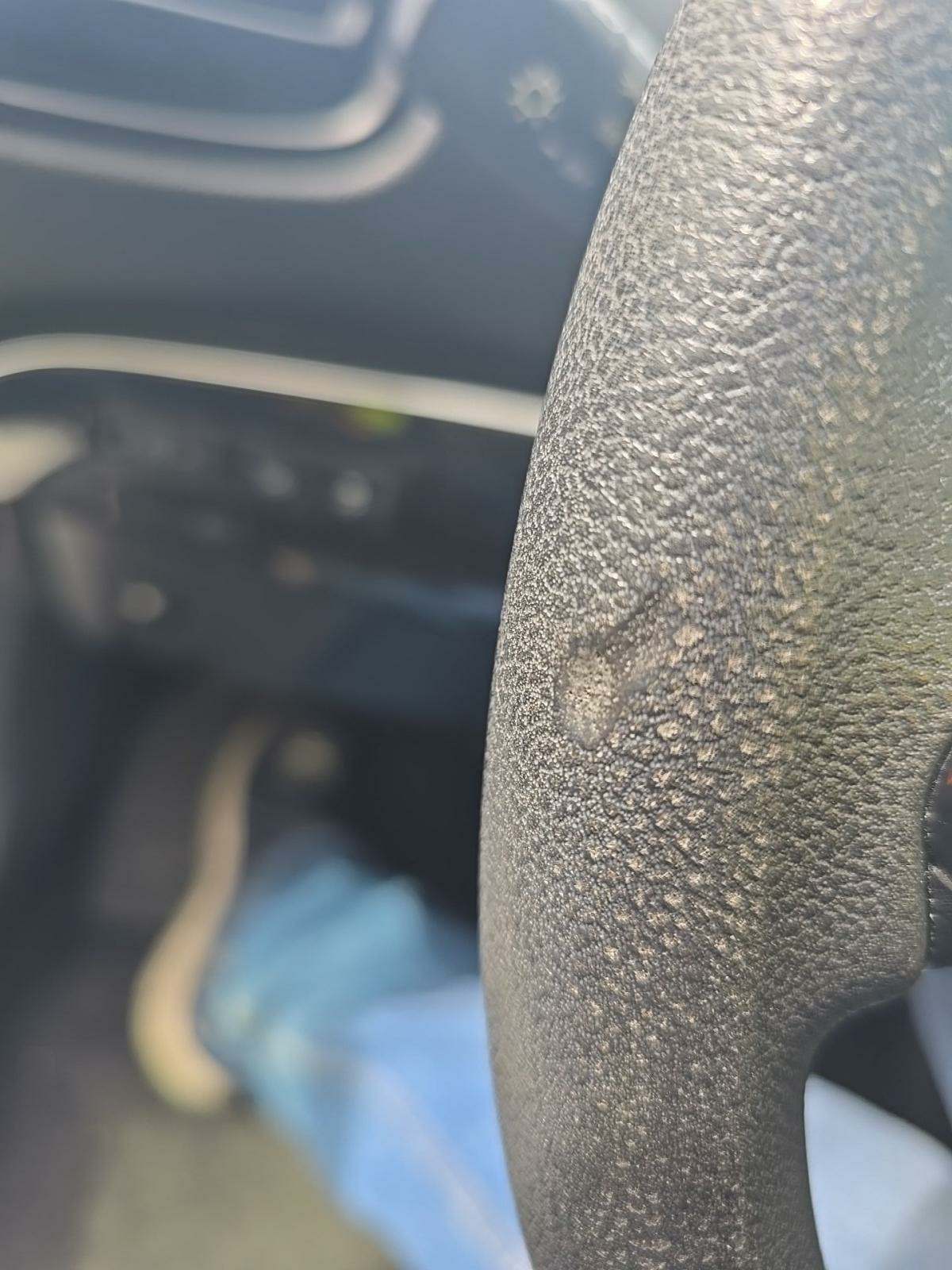 2020 Toyota Prius LE FWD