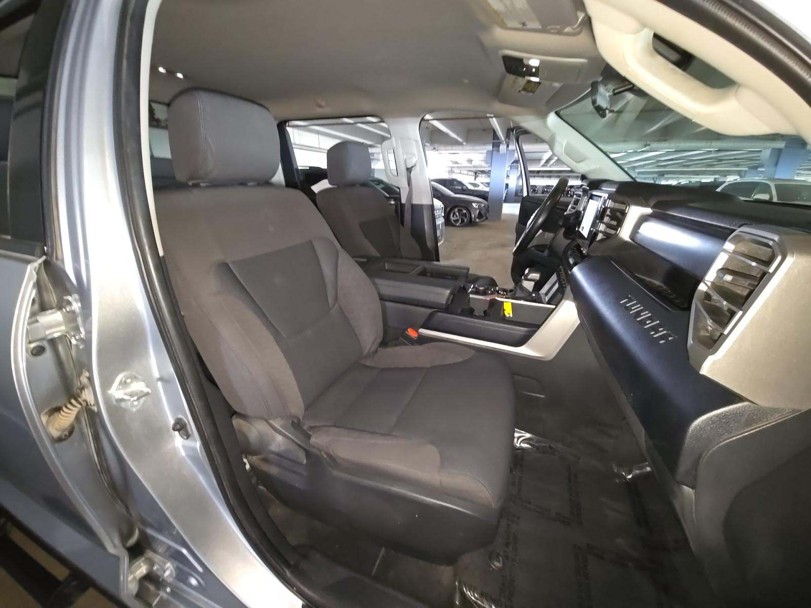 2023 Toyota Tundra SR5 AWD